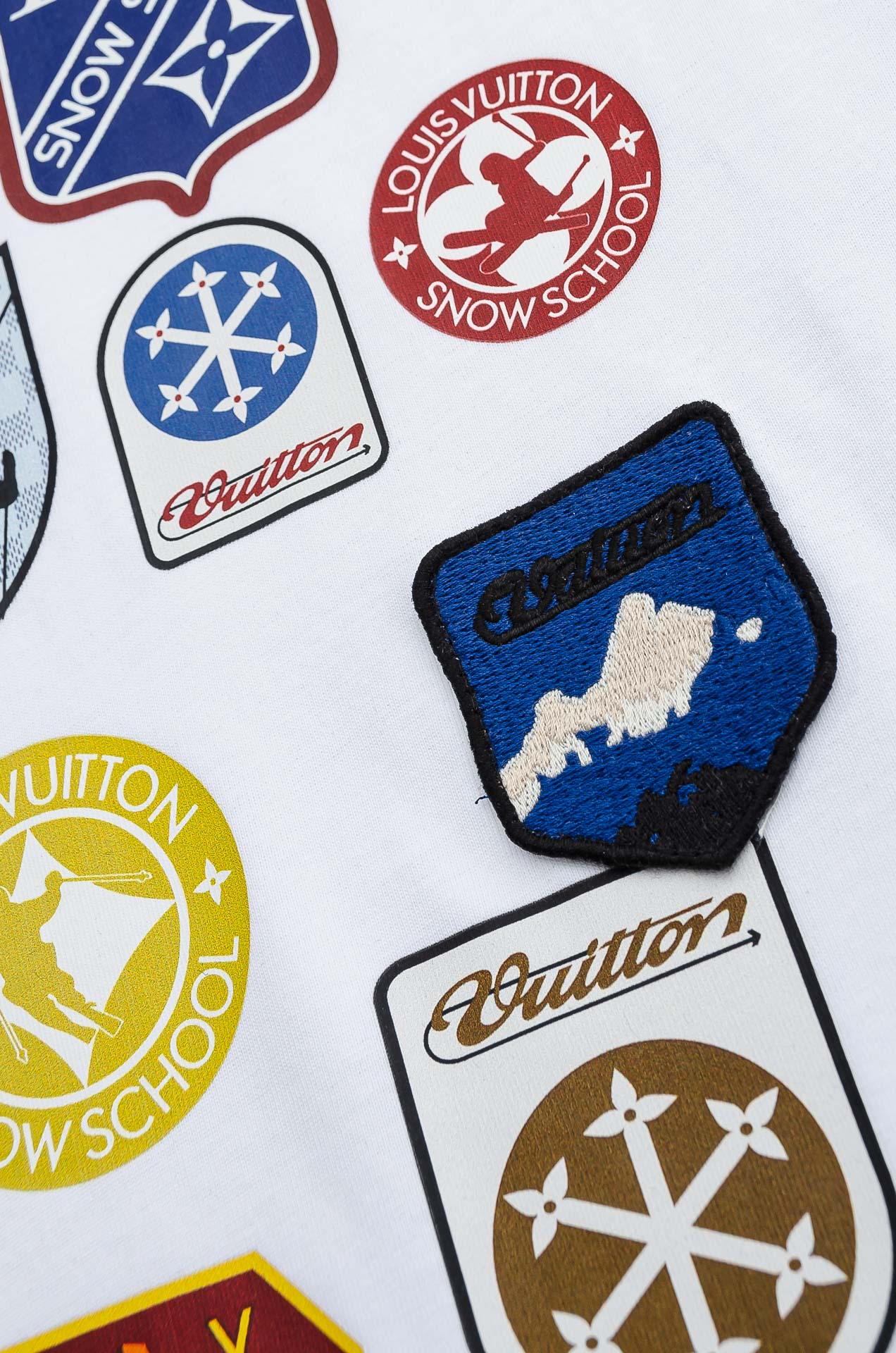 LV 2026SS时尚潮人必备男士休闲圆领短袖T恤衫#设计理念潮流前卫与尚可持续，选用客供进口100%棉