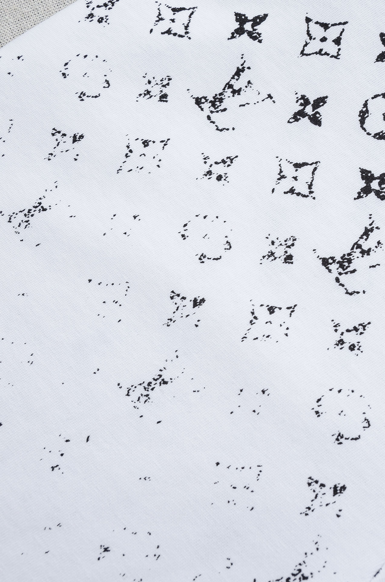 LV 2026SS时尚潮人必备男士休闲圆领短袖T恤衫#设计理念潮流前卫与尚可持续，选用客供进口100%棉