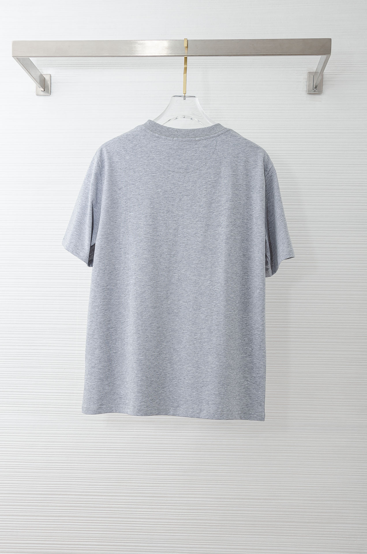 LV 2026SS时尚潮人必备男士休闲圆领短袖T恤衫#设计理念潮流前卫与尚可持续，选用客供进口100%棉