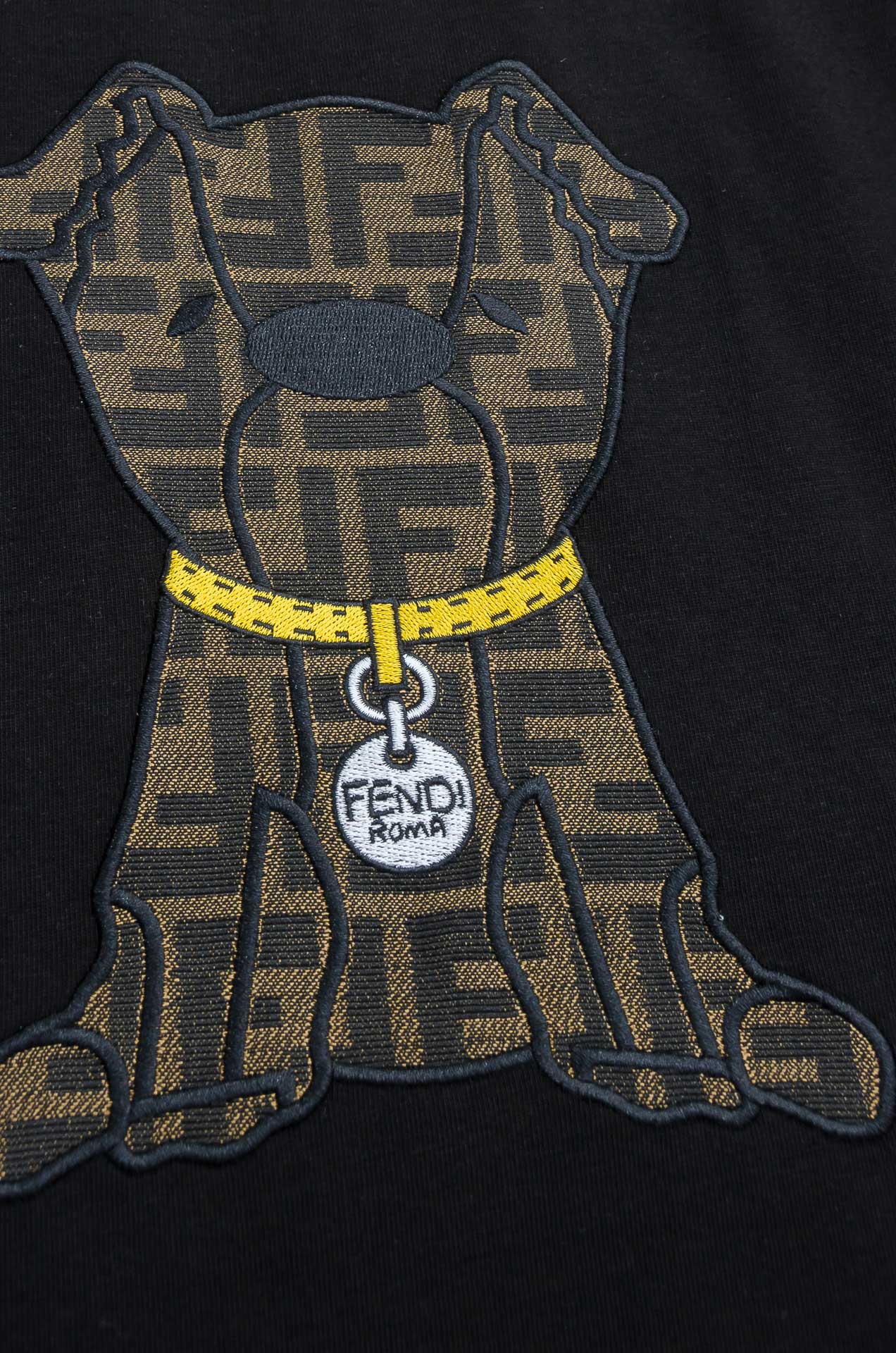 Fendi 芬迪2026SS时尚潮人必备男士休闲圆领短袖T恤衫#设计理念潮流前卫与尚可持续，选用客供进口