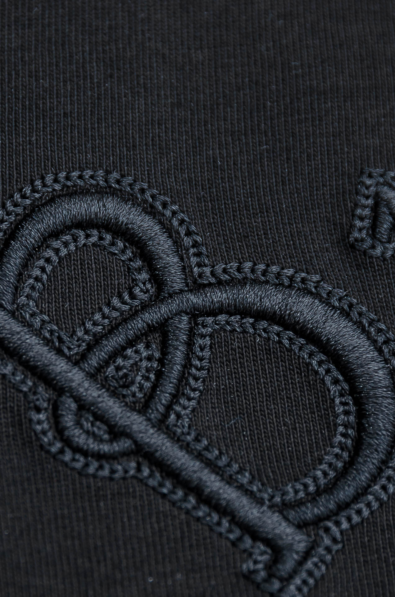 Burberry巴宝莉2026SS时尚潮人必备男士休闲圆领短袖T恤衫#设计理念潮流前卫与尚可持续，选用客