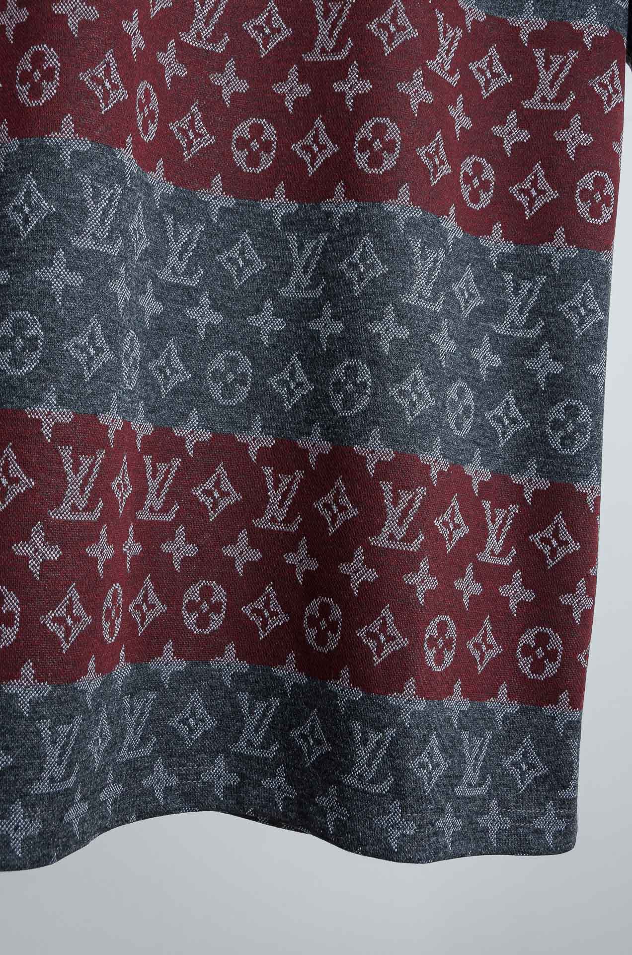 🧨 LV 2026SS时尚潮人必备男士休闲圆领短袖T恤衫#选用客供进口100%棉成分精织混纺而成的面料，