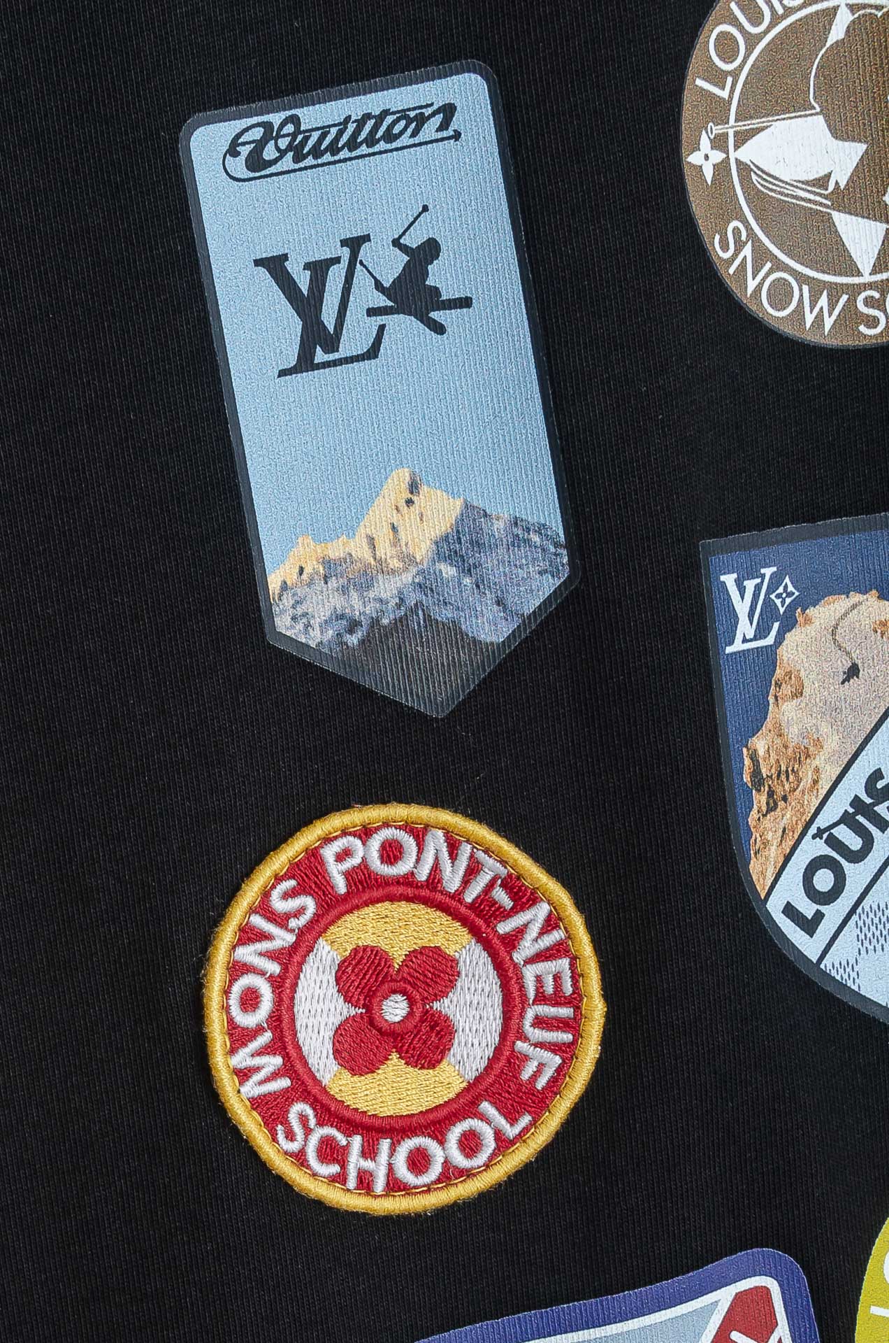 🧨 LV 2026SS时尚潮人必备男士休闲圆领短袖T恤衫#选用客供进口100%棉成分精织混纺而成的面料，