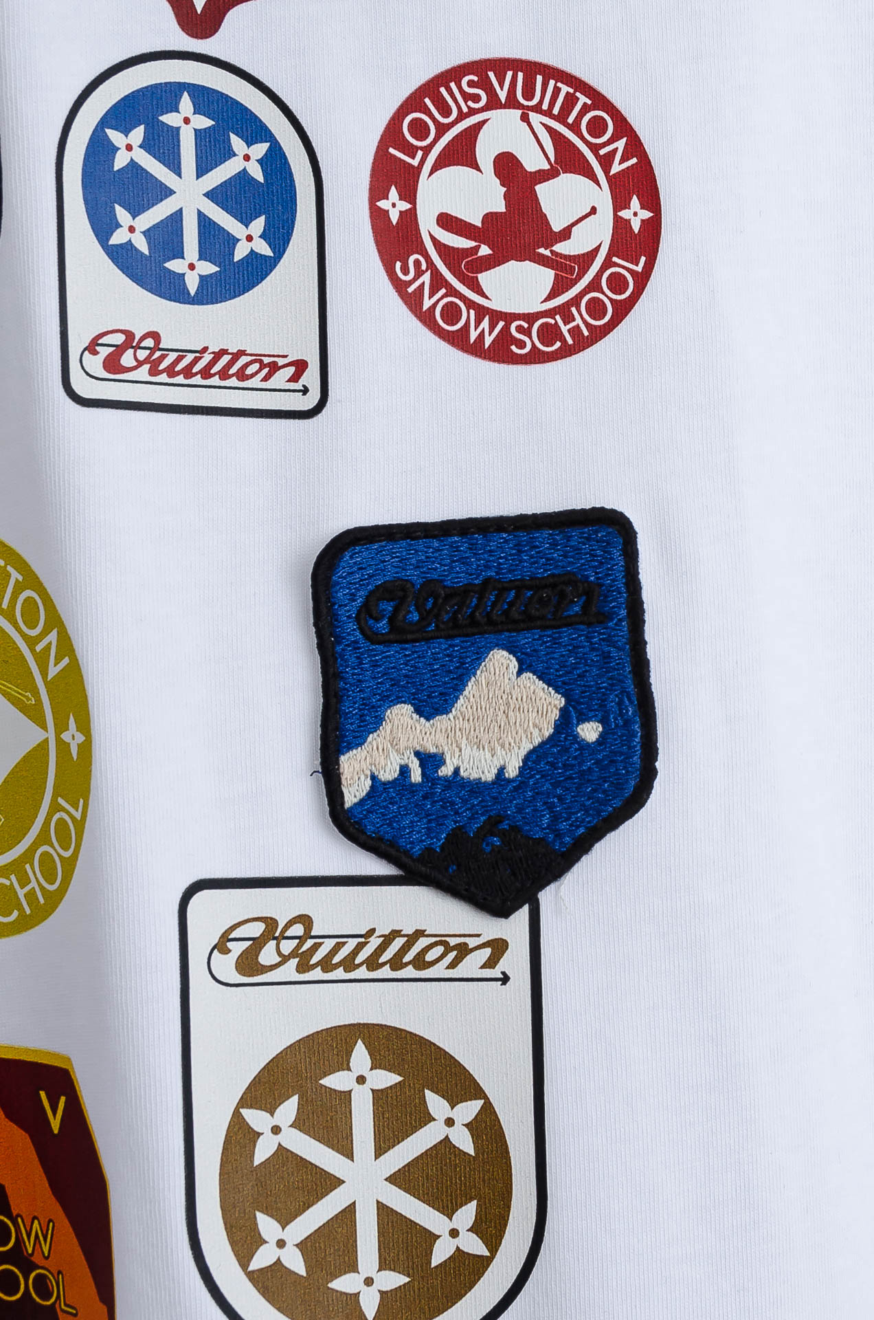 🧨 LV 2026SS时尚潮人必备男士休闲圆领短袖T恤衫#选用客供进口100%棉成分精织混纺而成的面料，