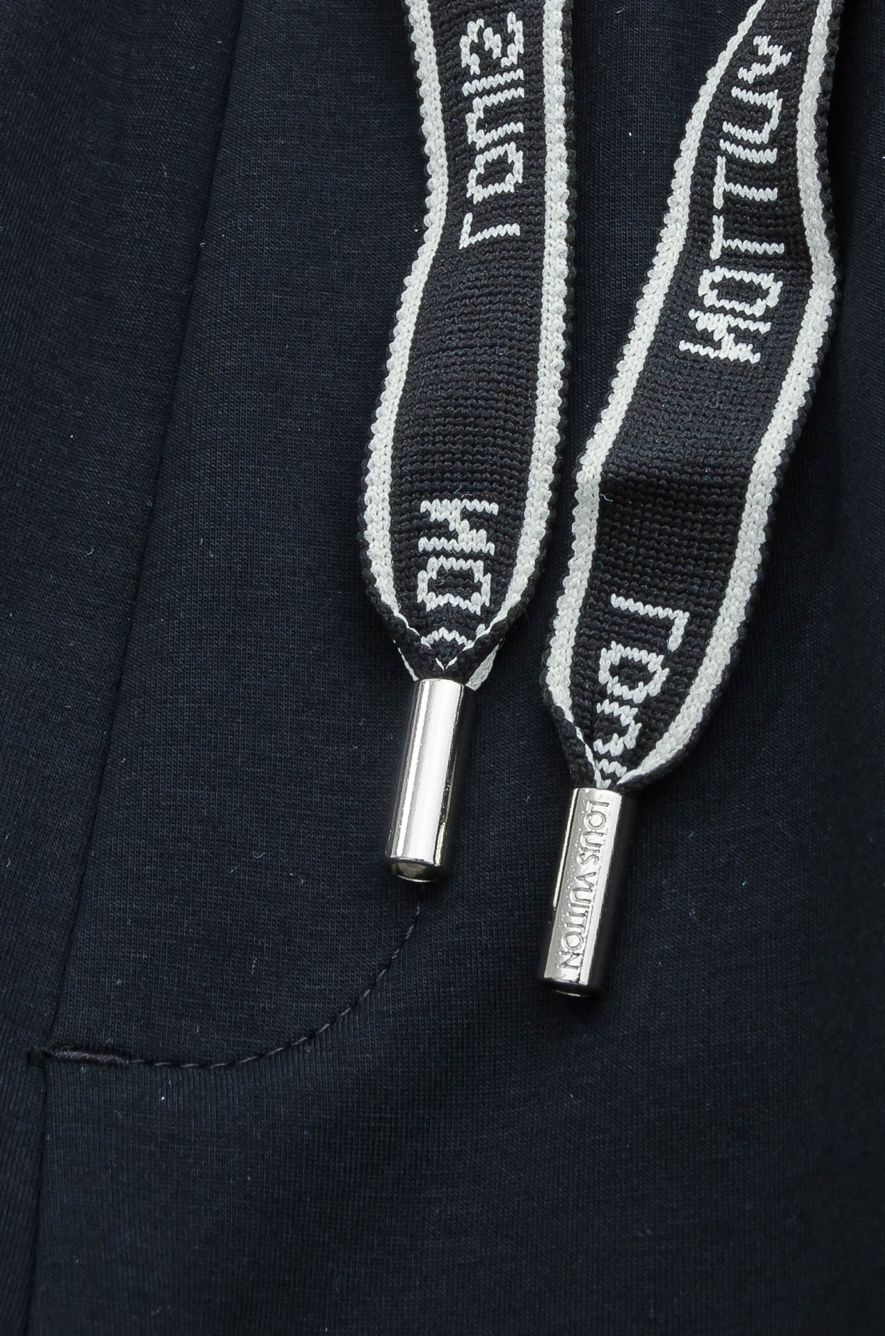 LV 26FW最新款精梳棉混纺挺括有型自带筋骨感抗皱性极强四面弹力包容性好弹力松紧腰搭配抽绳设计直筒立体