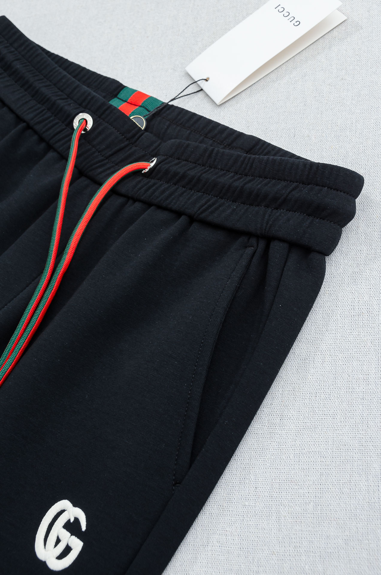 Gucci古驰 26FW最新款精梳棉混纺挺括有型自带筋骨感抗皱性极强四面弹力包容性好弹力松紧腰搭配抽绳设