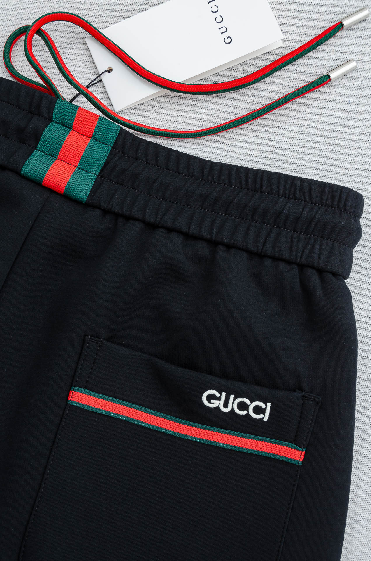 Gucci古驰 26FW最新款精梳棉混纺挺括有型自带筋骨感抗皱性极强四面弹力包容性好弹力松紧腰搭配抽绳设