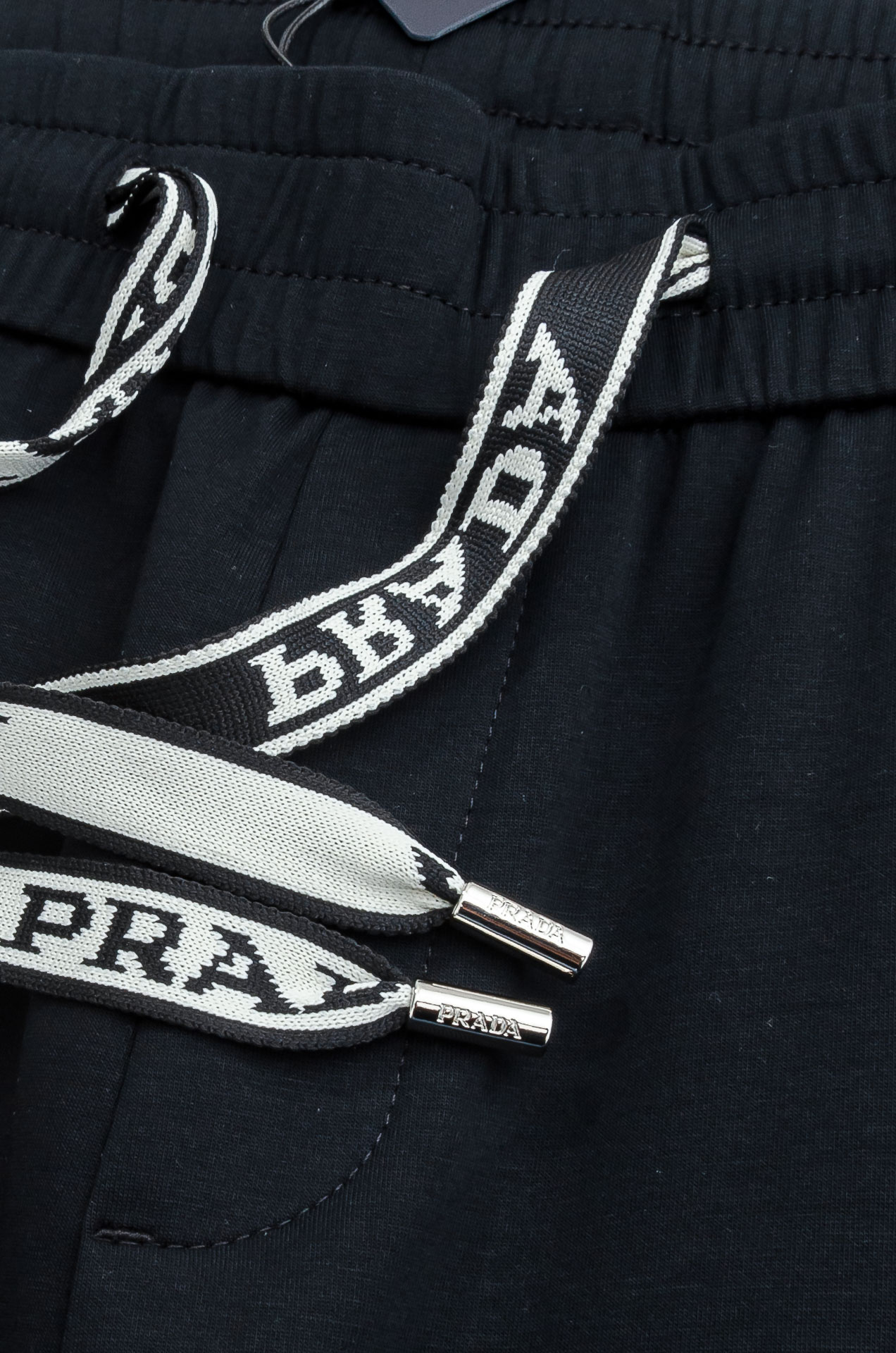 Prada普拉达26FW最新款精梳棉混纺挺括有型自带筋骨感抗皱性极强四面弹力包容性好弹力松紧腰搭配抽绳设