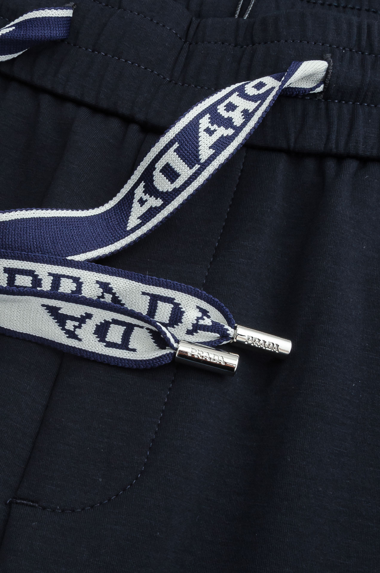 Prada普拉达26FW最新款精梳棉混纺挺括有型自带筋骨感抗皱性极强四面弹力包容性好弹力松紧腰搭配抽绳设