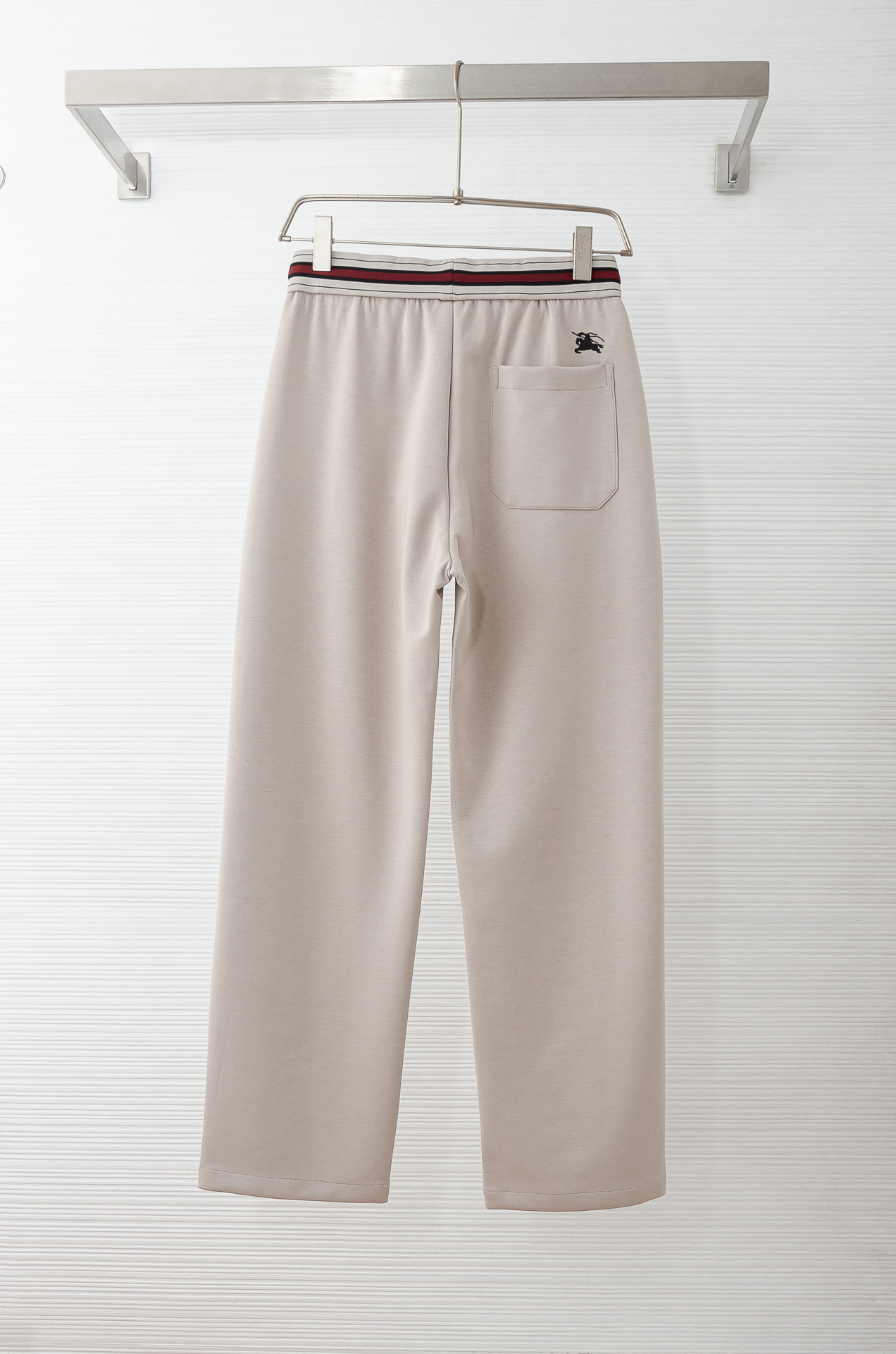 Burberry巴宝莉 26FW最新款精梳棉混纺挺括有型自带筋骨感抗皱性极强四面弹力包容性好弹力松紧腰搭