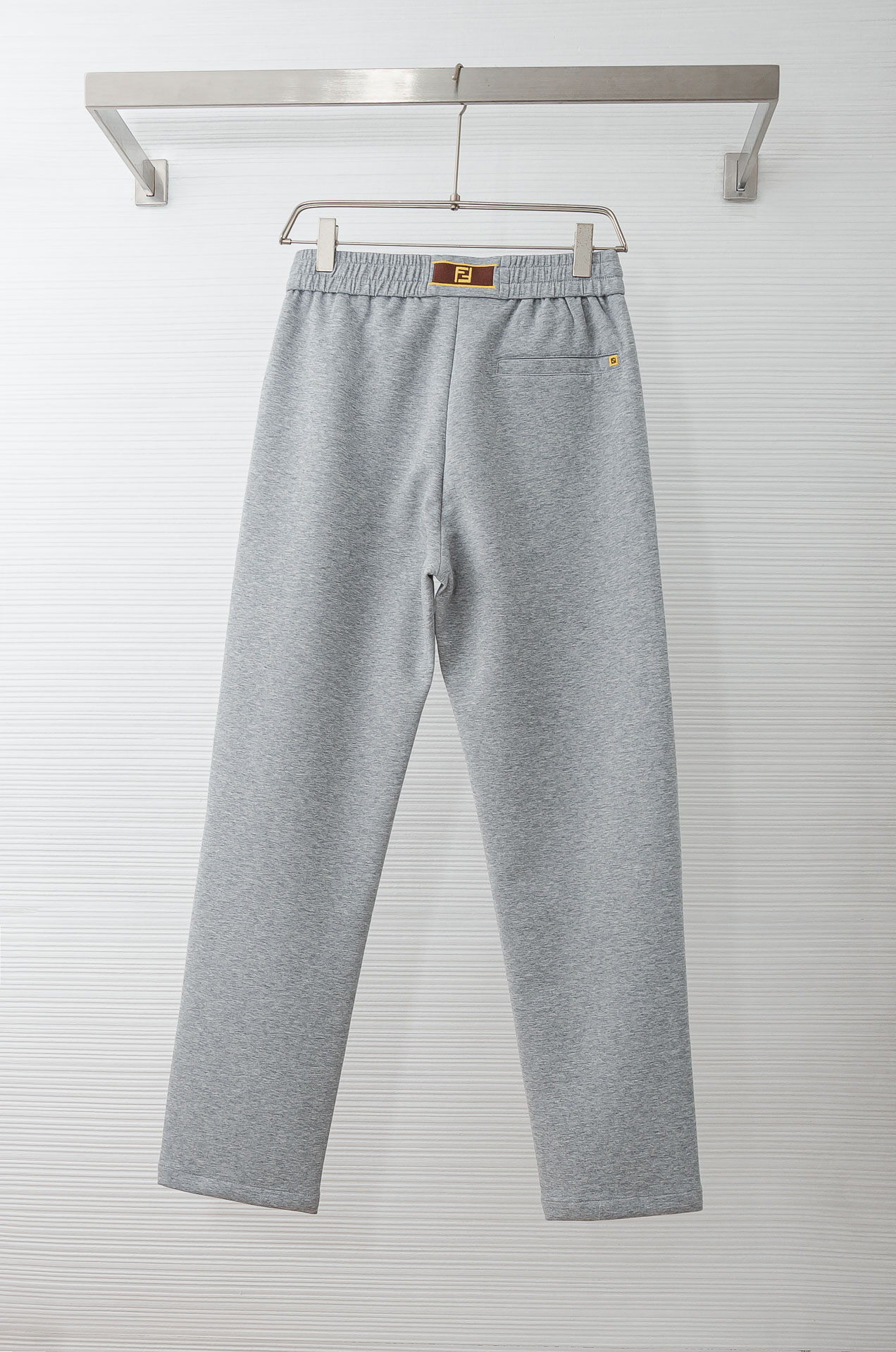 FENDI芬迪 26FW最新款精梳棉混纺挺括有型自带筋骨感抗皱性极强四面弹力包容性好弹力松紧腰搭配抽绳设