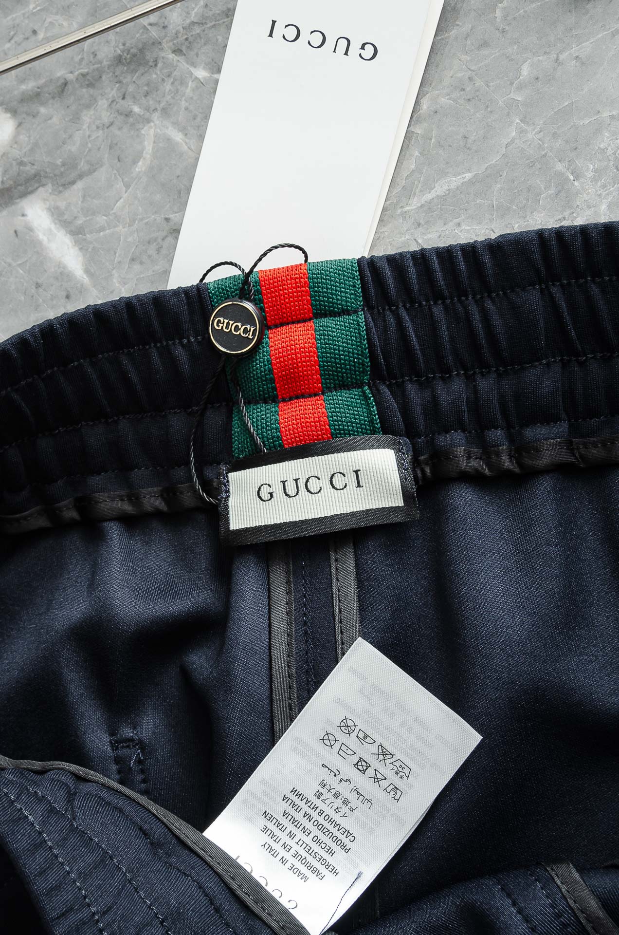 Gucci古驰26FW最新款精梳棉混纺挺括有型自带筋骨感抗皱性极强四面弹力包容性好弹力松紧腰搭配抽绳设计