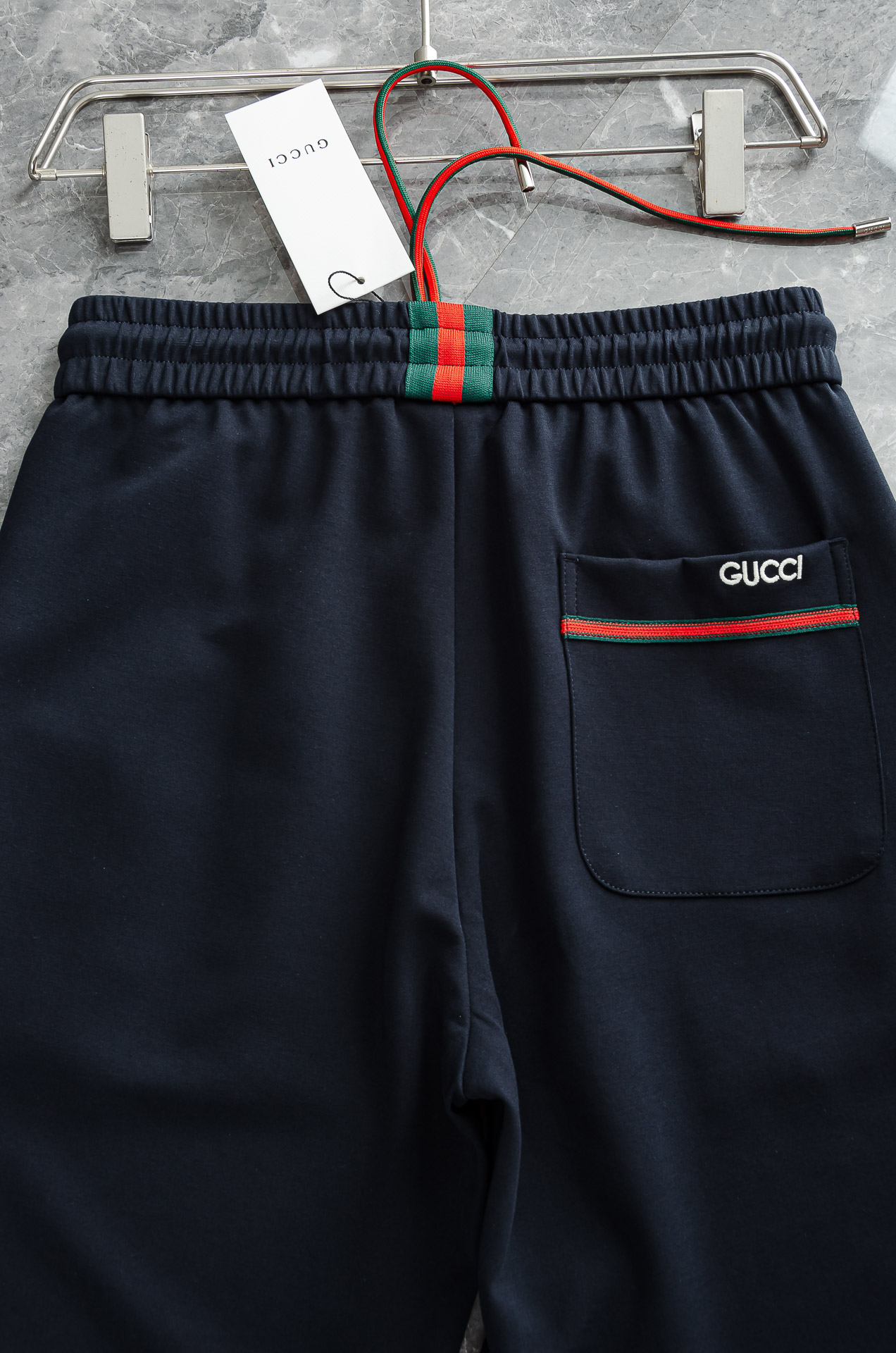 Gucci古驰26FW最新款精梳棉混纺挺括有型自带筋骨感抗皱性极强四面弹力包容性好弹力松紧腰搭配抽绳设计