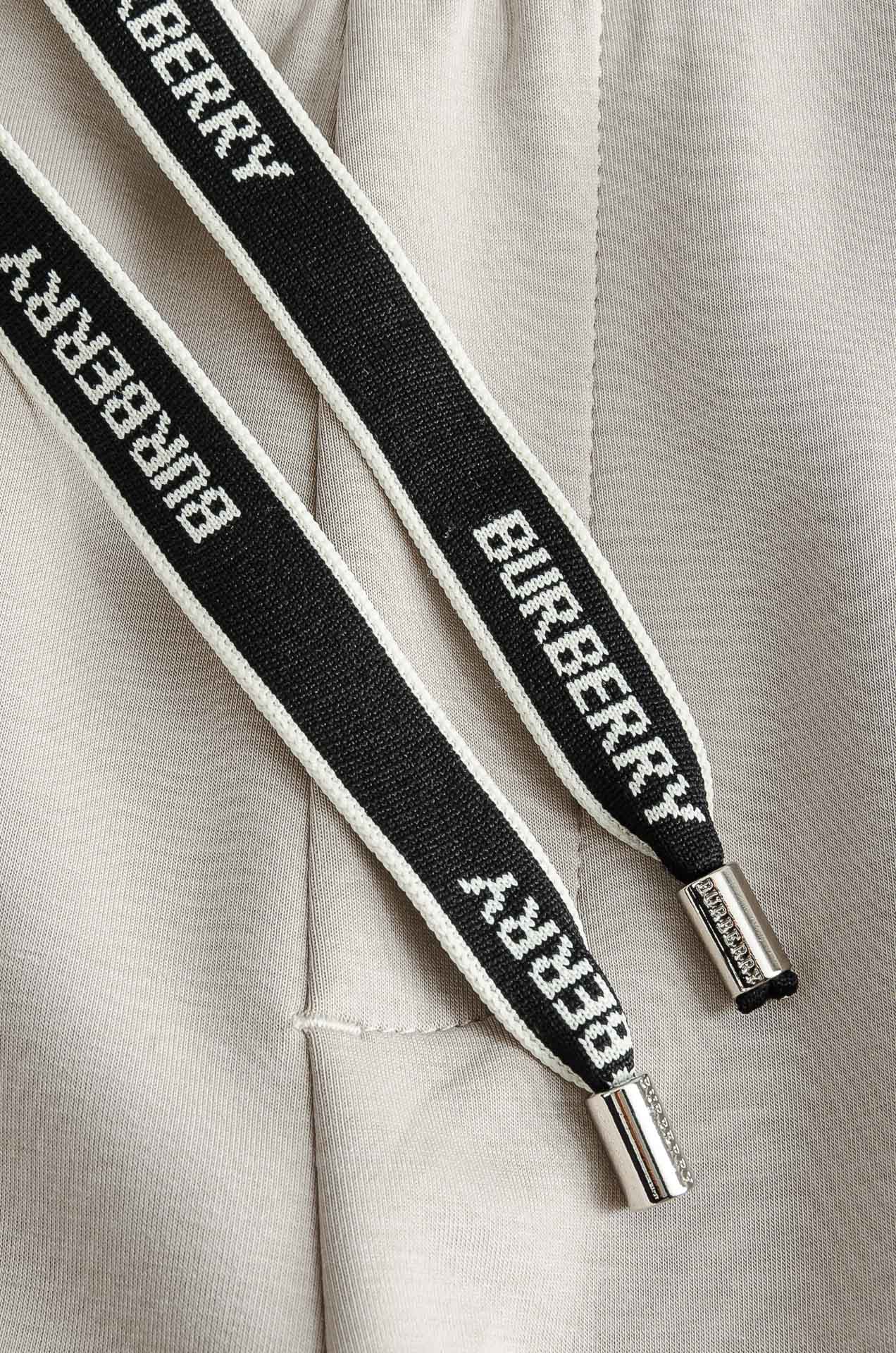 Burberry巴宝莉26FW最新款精梳棉混纺挺括有型自带筋骨感抗皱性极强四面弹力包容性好弹力松紧腰搭配