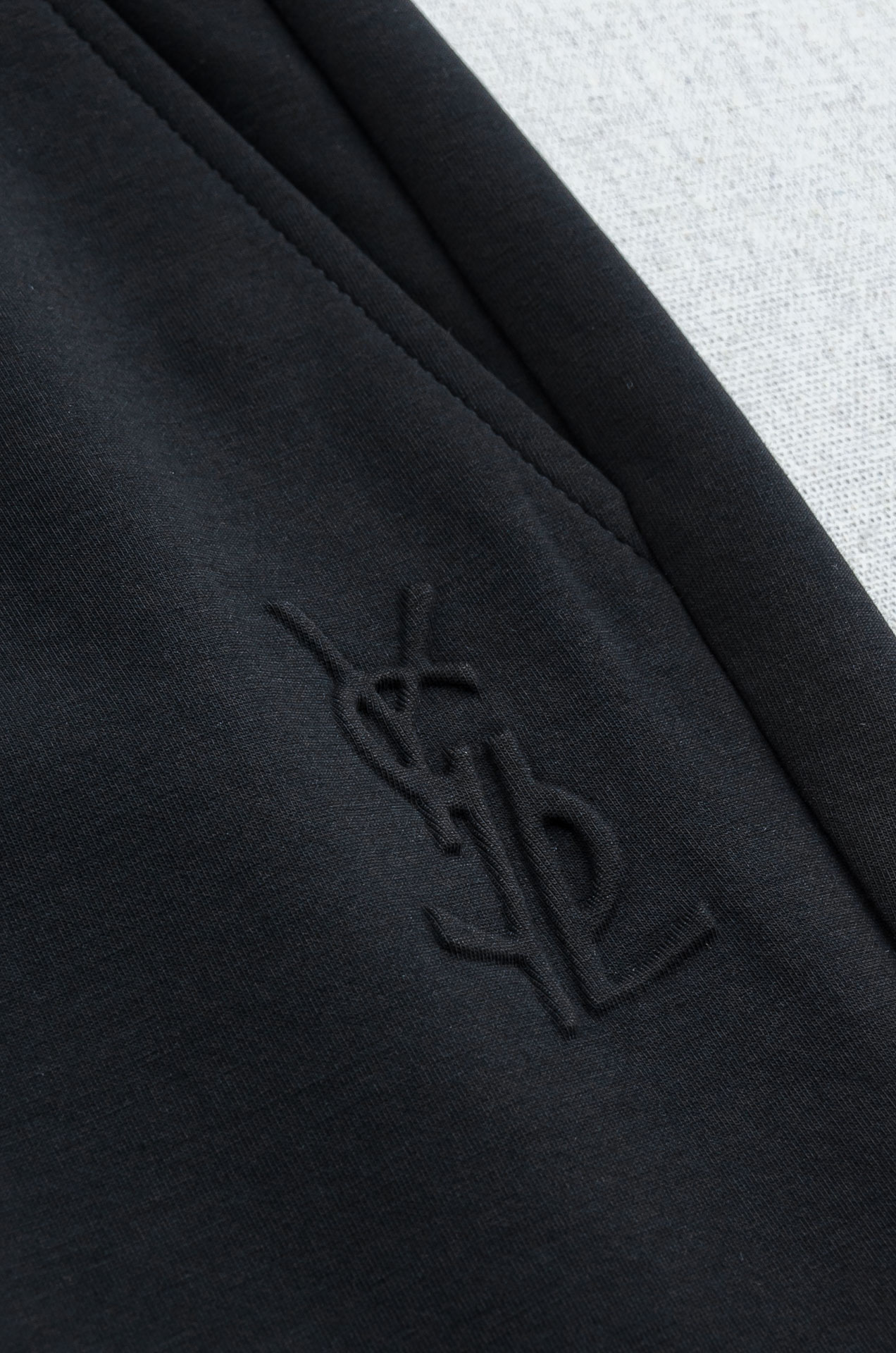 YsL 26FW最新款精梳棉混纺挺括有型自带筋骨感抗皱性极强四面弹力包容性好弹力松紧腰搭配抽绳设计直筒立