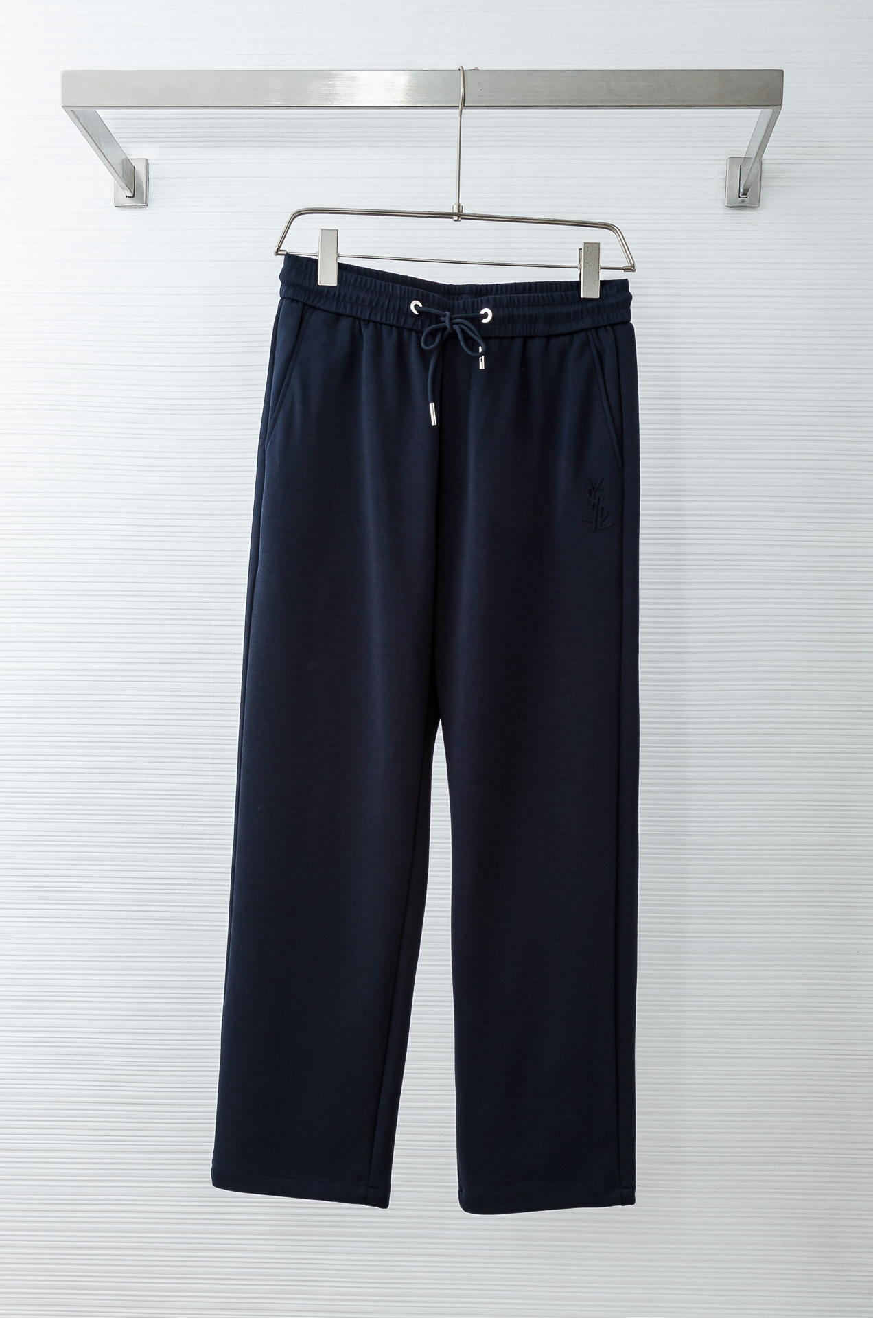 YSL 26FW最新款精梳棉混纺挺括有型自带筋骨感抗皱性极强四面弹力包容性好弹力松紧腰搭配抽绳设计直筒立