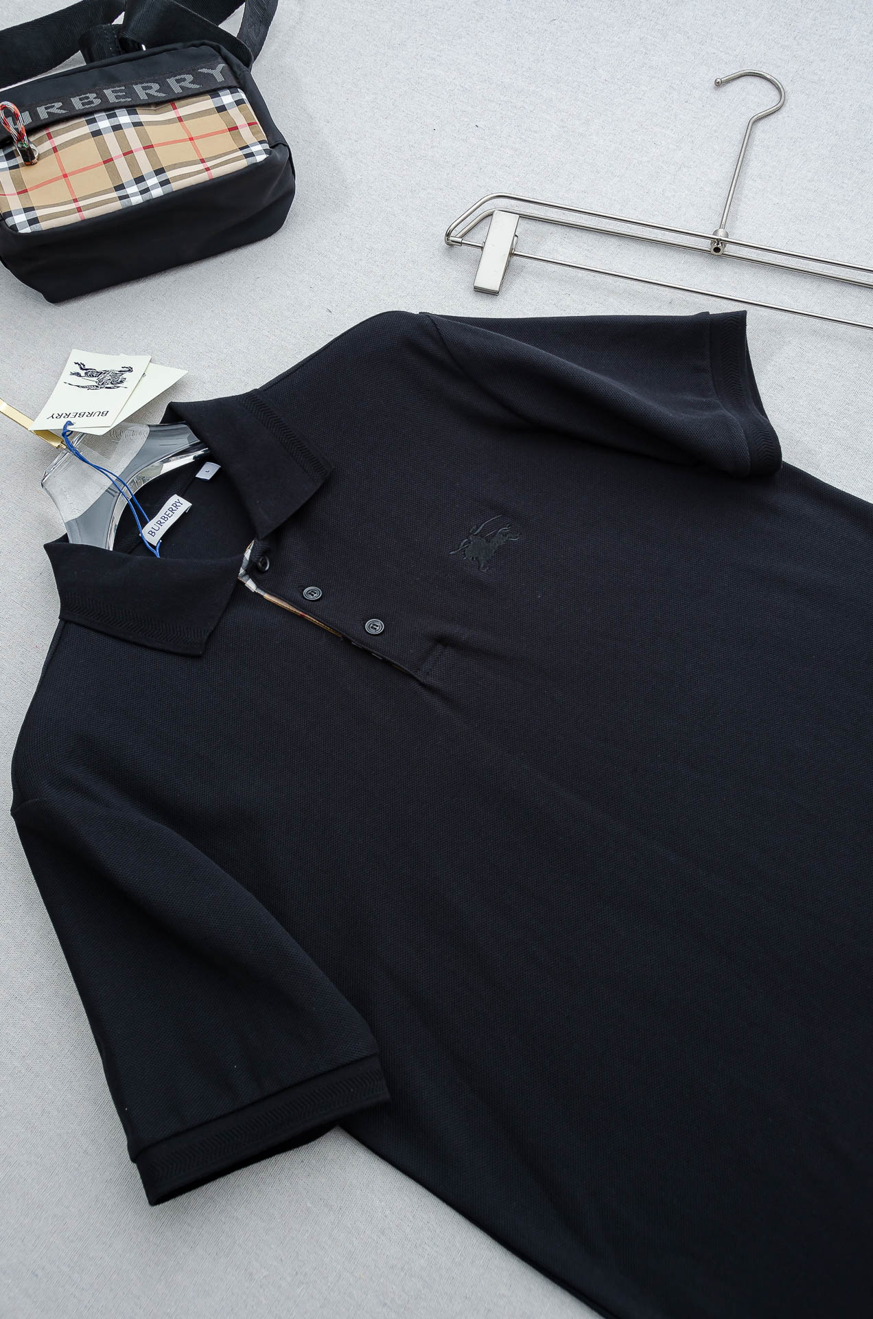 Burberry巴宝莉 2026//男士商务休闲纯色翻领短袖POLO衫#客供进口100%珠地棉面料，甄选