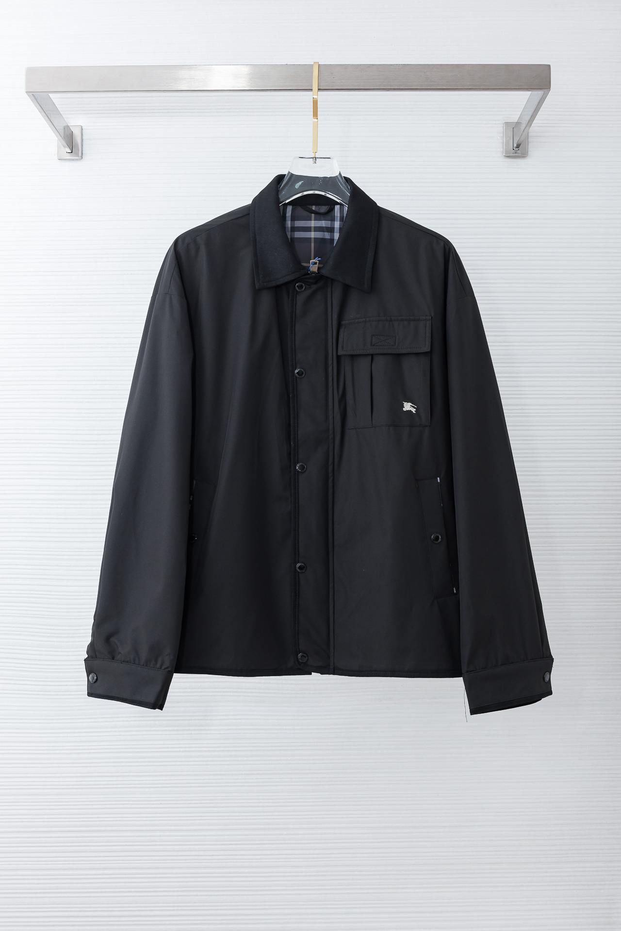 26ss新春最新出品 棉质BUR王牌尖货， 原厂原料棉纺厂特供长绒精纺棉质混纺斜纹材质打造。内侧为 Bu