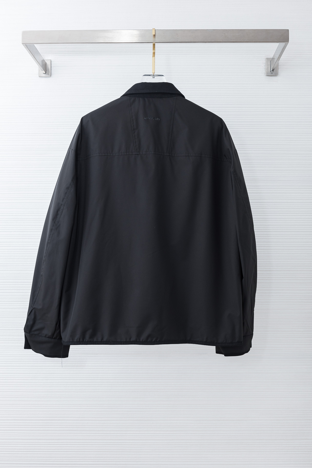 26ss新春最新出品 棉质BUR王牌尖货， 原厂原料棉纺厂特供长绒精纺棉质混纺斜纹材质打造。内侧为 Bu