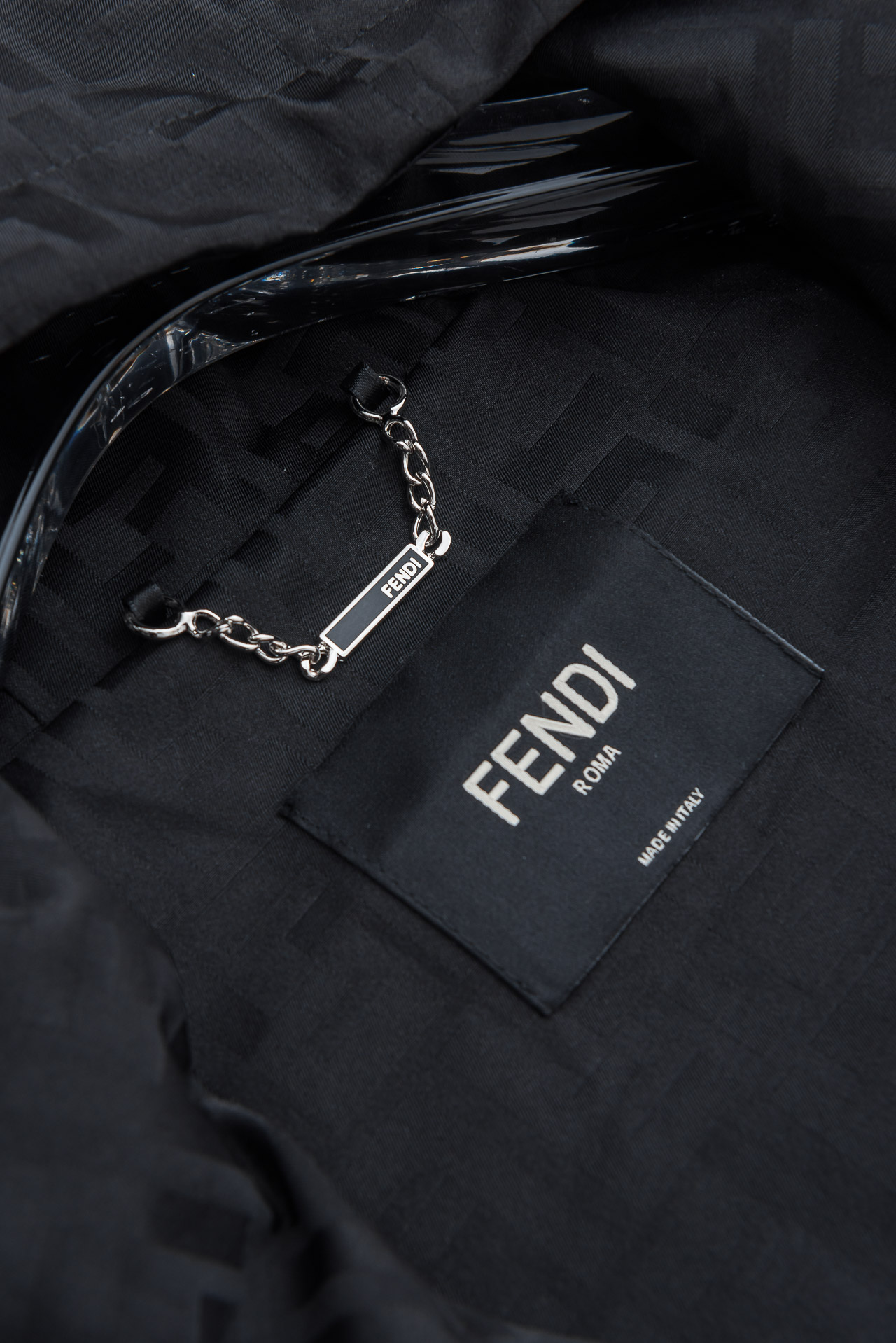 FENDI芬迪2026 ss最新春季新品，连帽防水夹克外套#同步官网发售！Fendi品牌的灵魂提花FF形