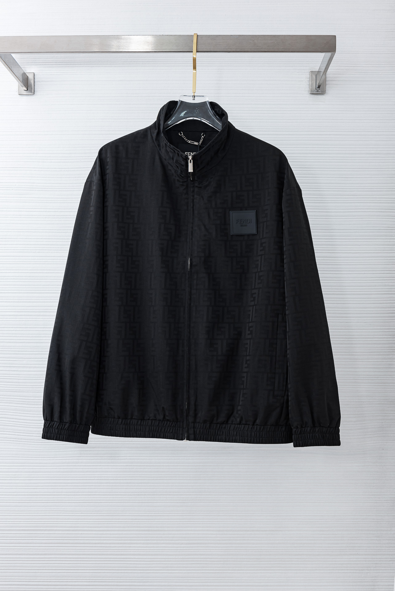 FENDI芬迪2026 ss最新春季新品，立领防水夹克外套#同步官网发售！Fendi品牌的灵魂提花FF形