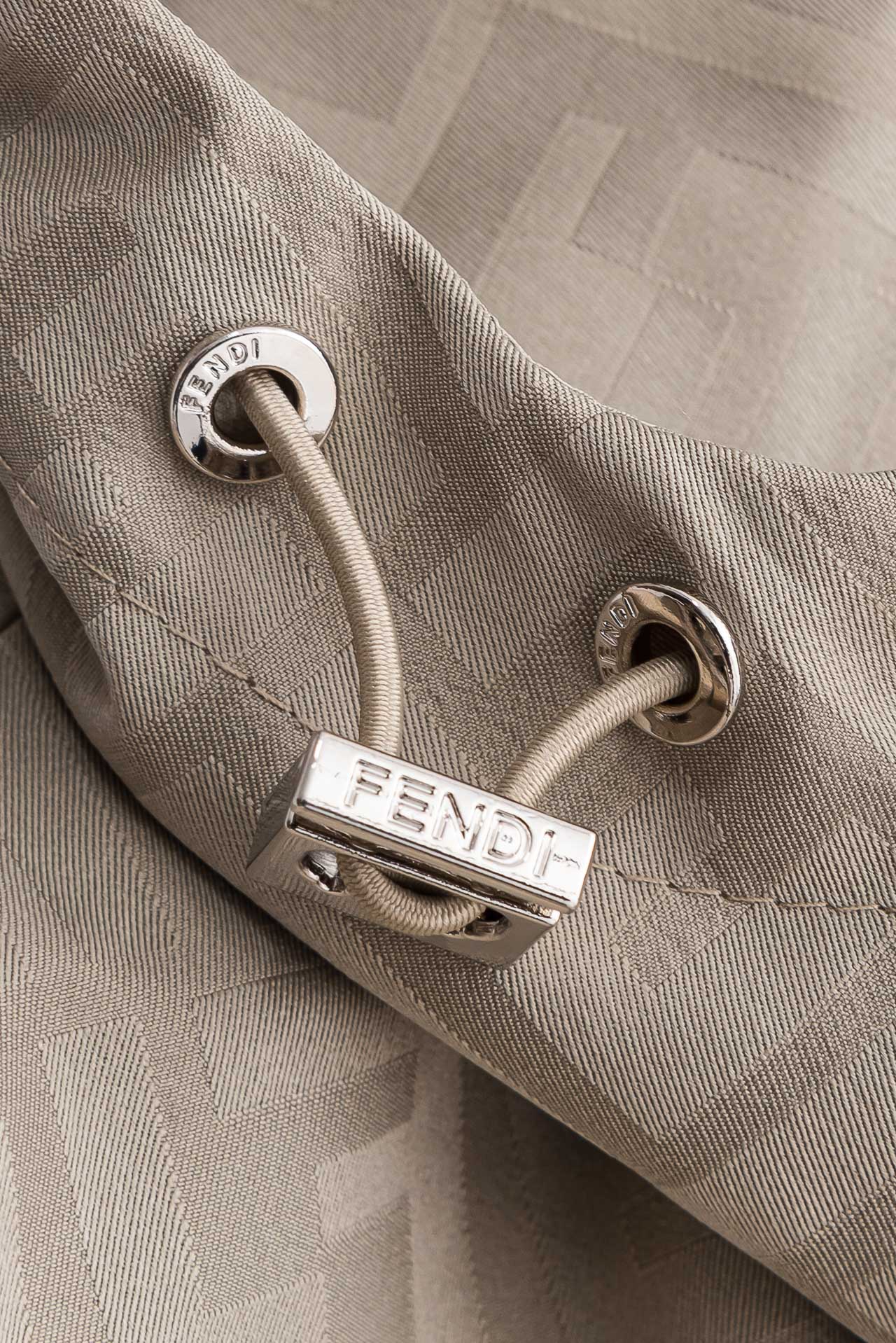 FENDI芬迪2026 ss最新春季新品，连帽防水夹克外套#同步官网发售！Fendi品牌的灵魂提花FF形