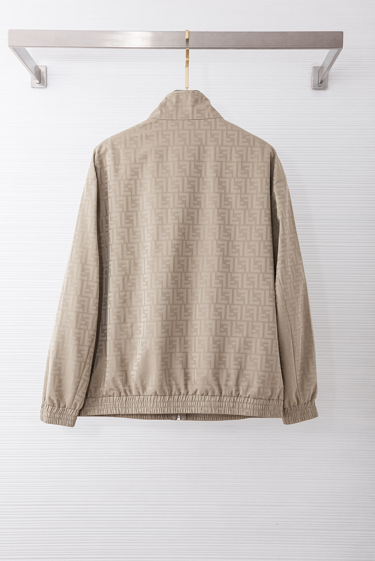 FENDI芬迪2026 ss最新春季新品，立领防水夹克外套#同步官网发售！Fendi品牌的灵魂提花FF形