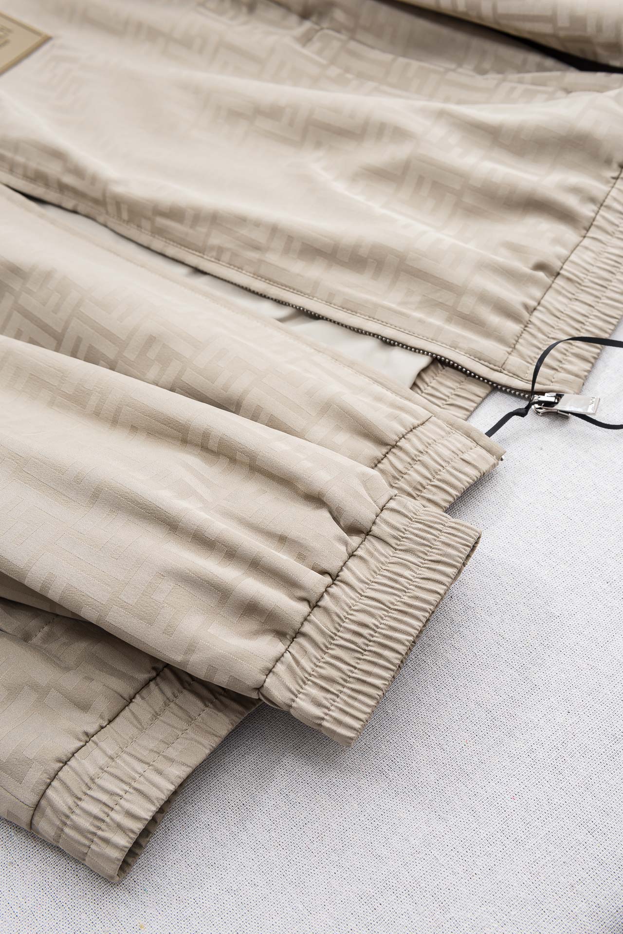 FENDI芬迪2026 ss最新春季新品，立领防水夹克外套#同步官网发售！Fendi品牌的灵魂提花FF形