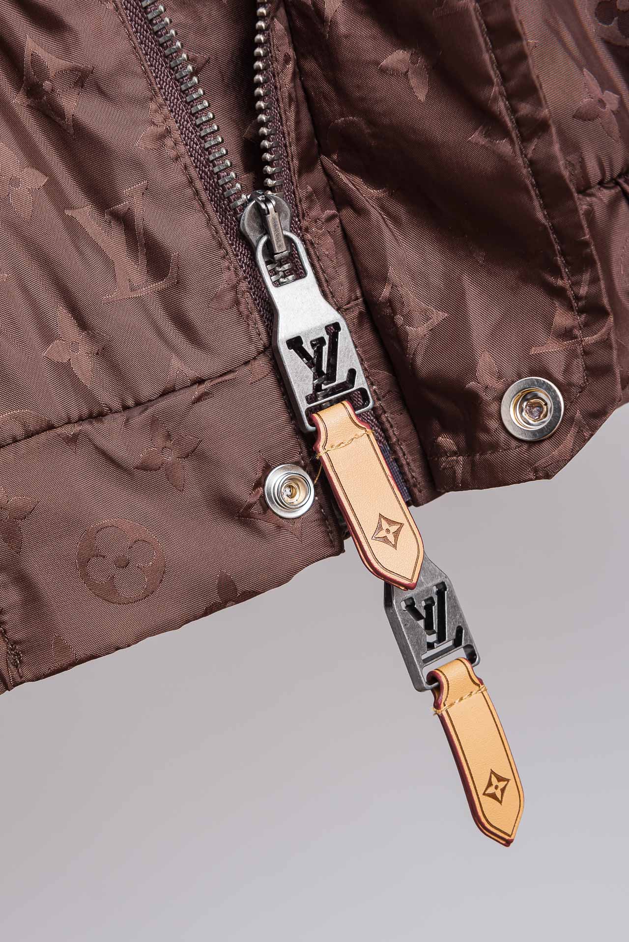 ☀️☀️LV 路易威登2026 ss最新春季新品！Monogram立体提花连帽防水夹克外套#同步官网发售