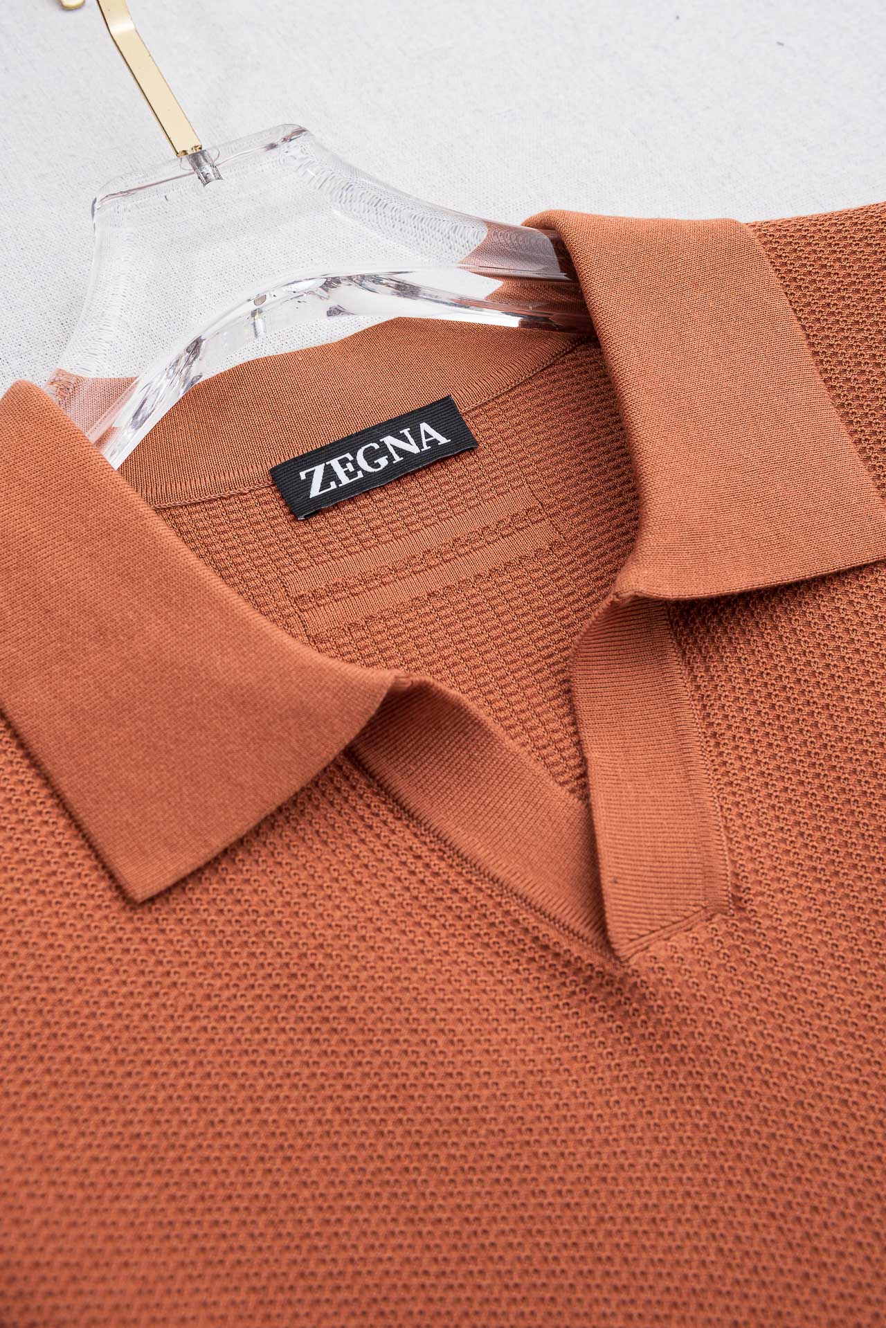 杰尼亚zegna2026春夏新款 桑蚕丝混纺男士针织短袖衫！采用5.5%蚕丝+65.2％莱赛尔天丝+29