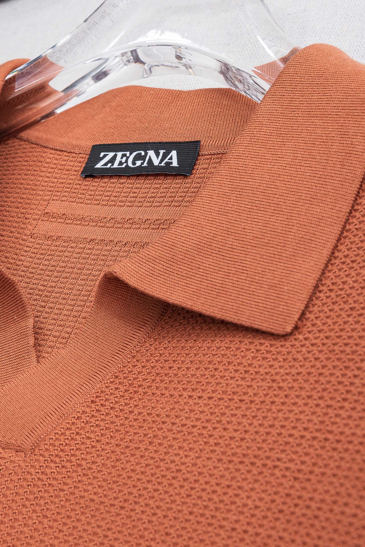 杰尼亚zegna2026春夏新款 桑蚕丝混纺男士针织短袖衫！采用5.5%蚕丝+65.2％莱赛尔天丝+29