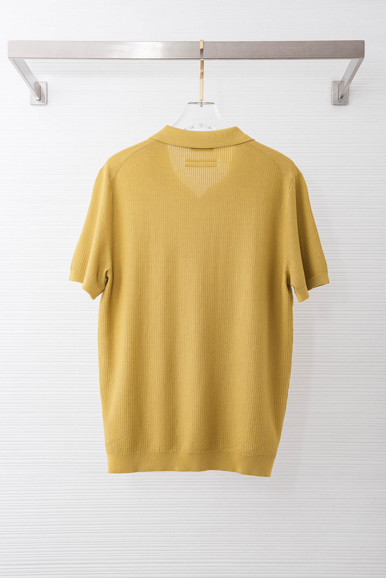 杰尼亚zegna2026春夏新款 桑蚕丝混纺男士针织短袖衫！采用5.5%蚕丝+65.2％莱赛尔天丝+29