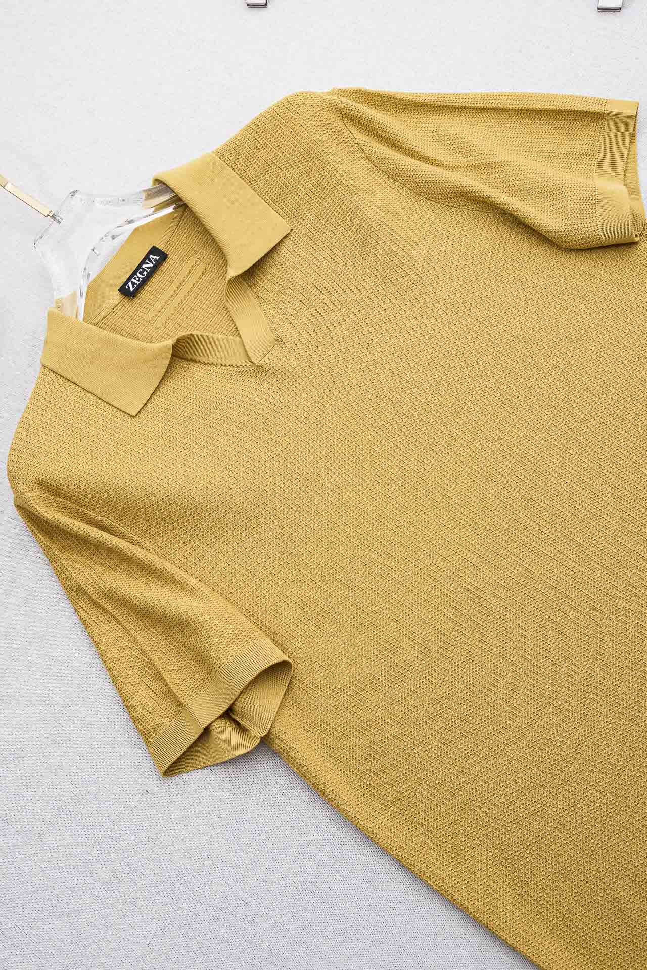 杰尼亚zegna2026春夏新款 桑蚕丝混纺男士针织短袖衫！采用5.5%蚕丝+65.2％莱赛尔天丝+29