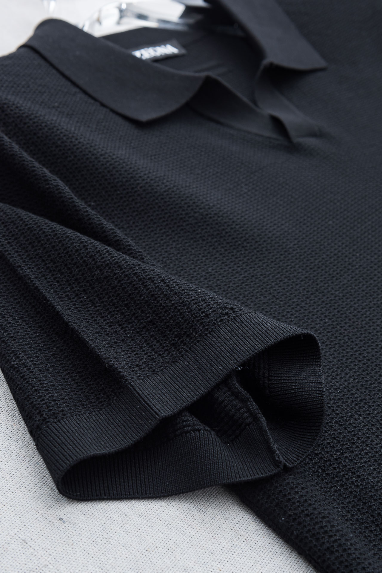 杰尼亚zegna2026春夏新款 桑蚕丝混纺男士针织短袖衫！采用5.5%蚕丝+65.2％莱赛尔天丝+29