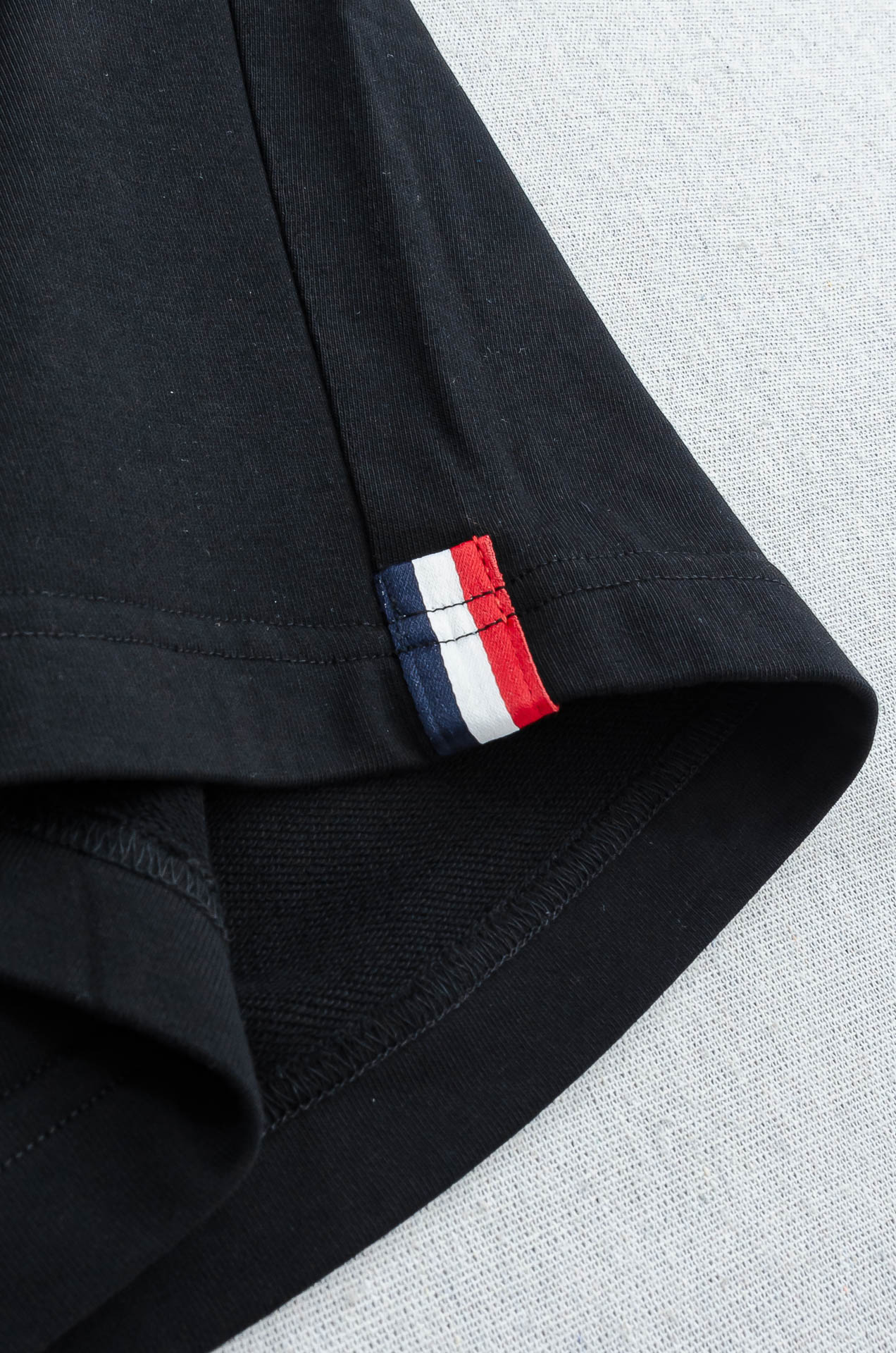 Moncler SS精梳全棉直筒休闲短裤#甄选客供进口100%全棉针织料，高密度织物制作而成，上身很舒适