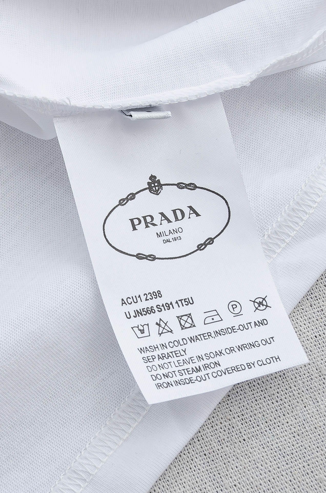 Prada普拉达2026SS最新客供进口长绒棉立体剪裁男士圆领短袖T恤衫#定织定染100%长绒棉，最大程