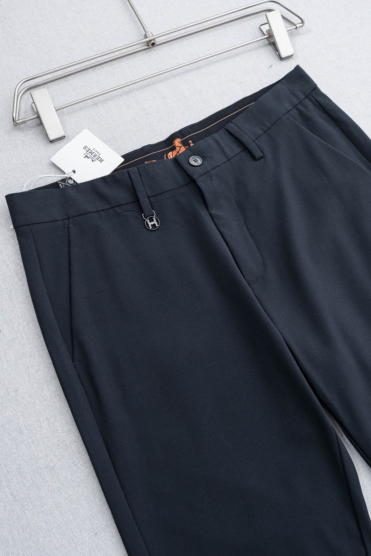 HER#MES爱马*仕 26ss春夏轻奢时尚定制休闲西裤，简洁干练的风格，精致卓越的品质男装，每款的设计