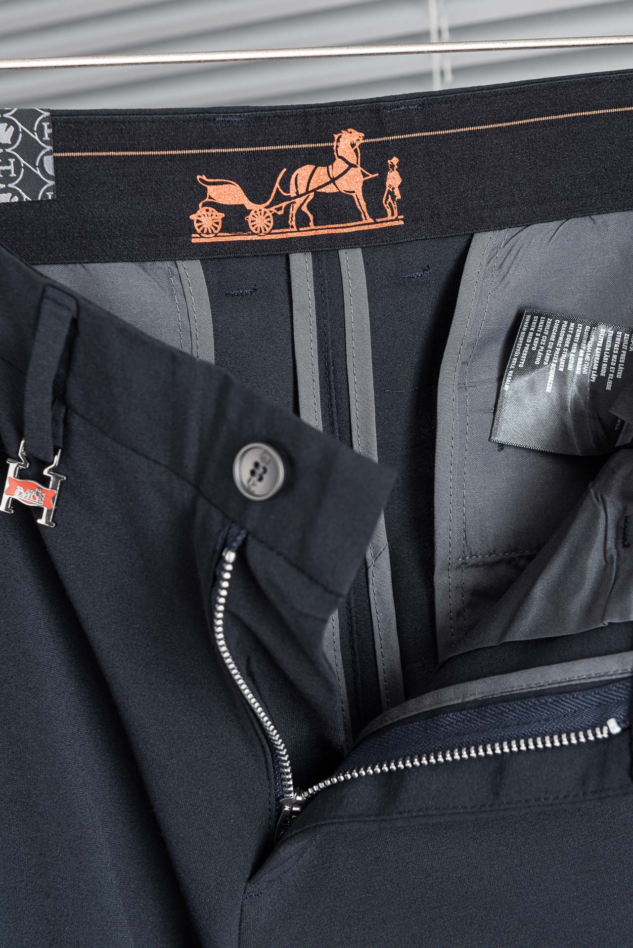 HERM*ES 爱马仕 26ss春夏轻奢时尚定制休闲西裤，简洁干练的风格，精致卓越的品质男装，每款的设计