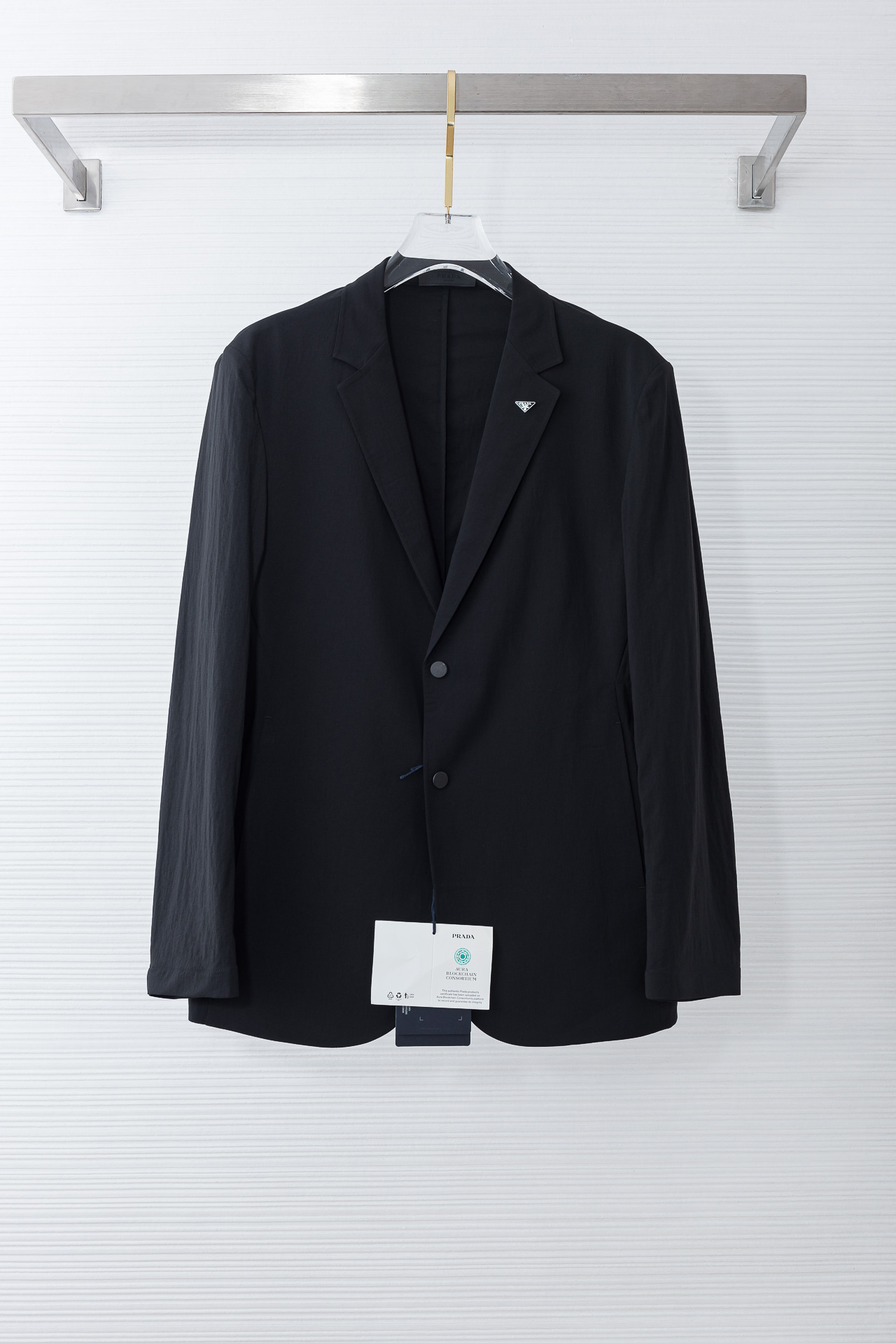 Prada普拉达2026ss春夏休闲西装#时尚而舒适的产品，让您在各种场合中都能自信、得体地展现风采。搭