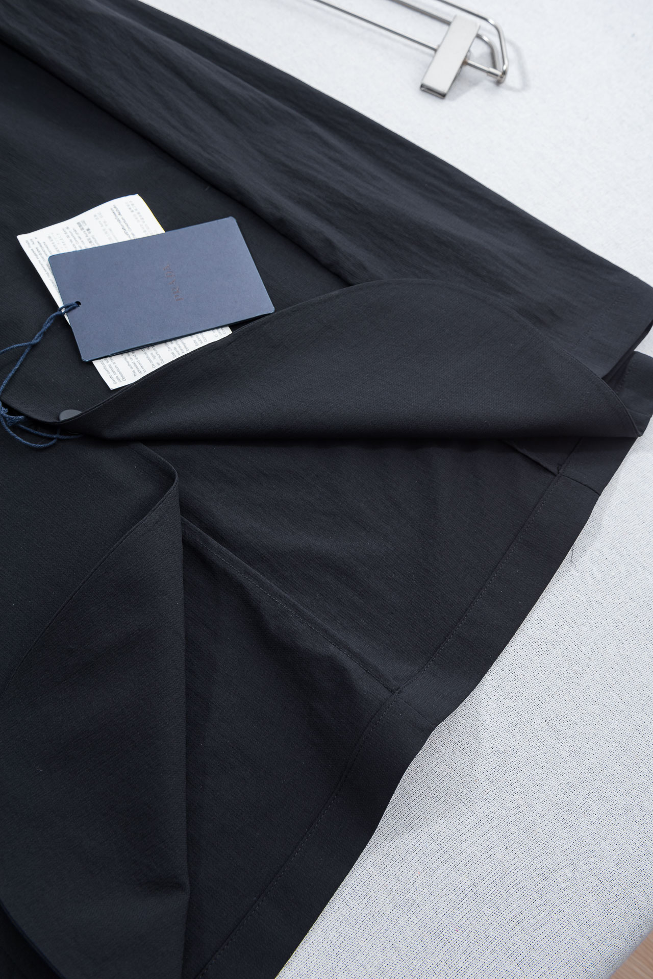 Prada普拉达2026ss春夏休闲西装#时尚而舒适的产品，让您在各种场合中都能自信、得体地展现风采。搭