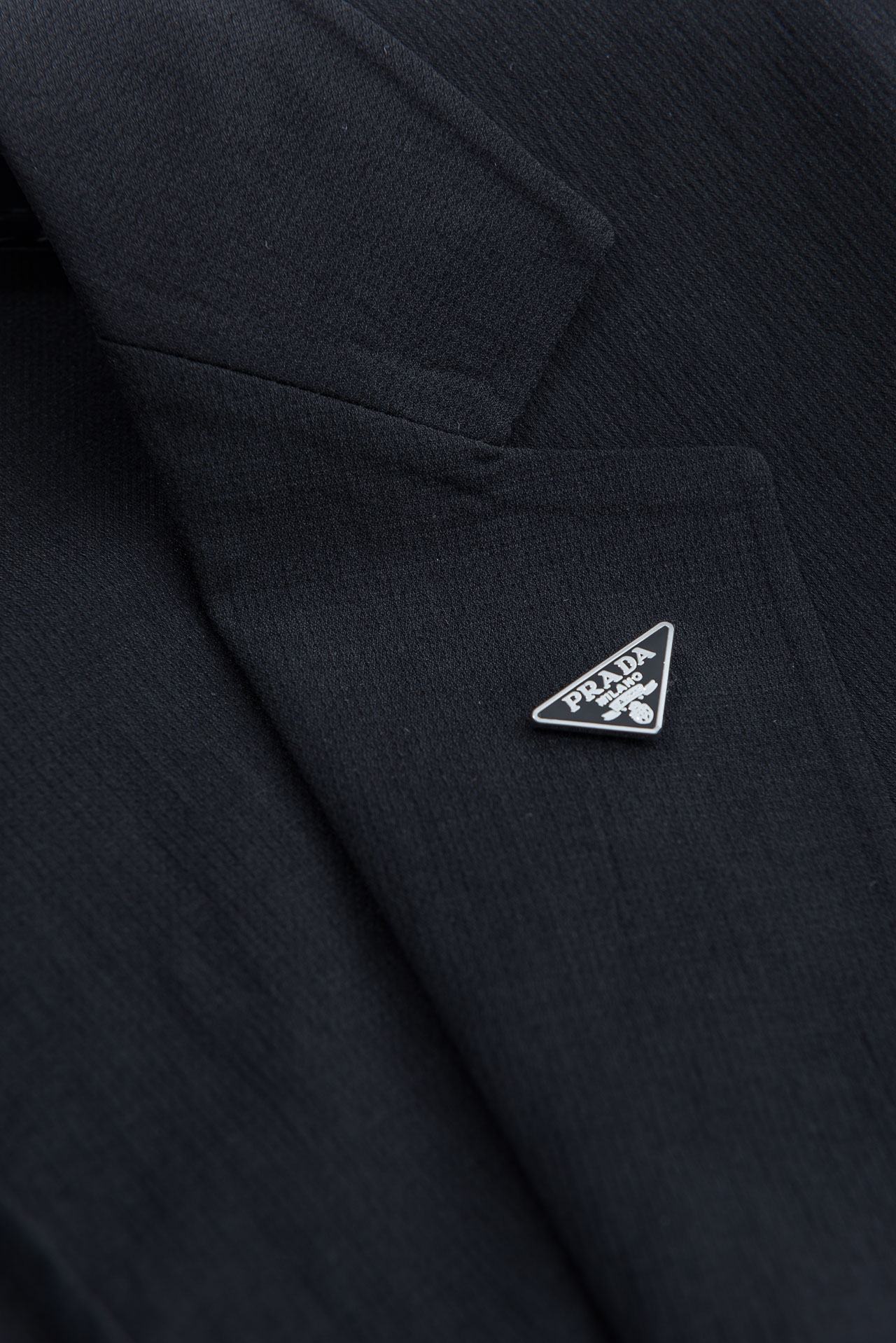 Prada普拉达2026ss春夏休闲西装#时尚而舒适的产品，让您在各种场合中都能自信、得体地展现风采。搭