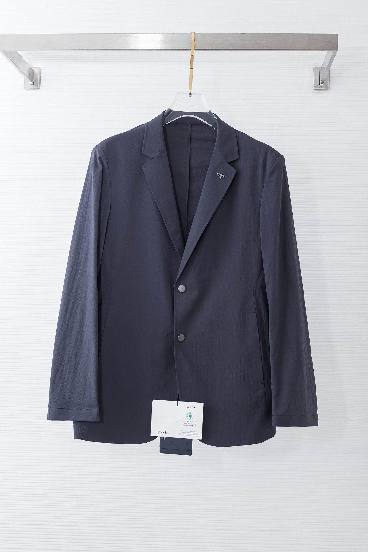 Prada普拉达2026ss春夏休闲西装#时尚而舒适的产品，让您在各种场合中都能自信、得体地展现风采。搭