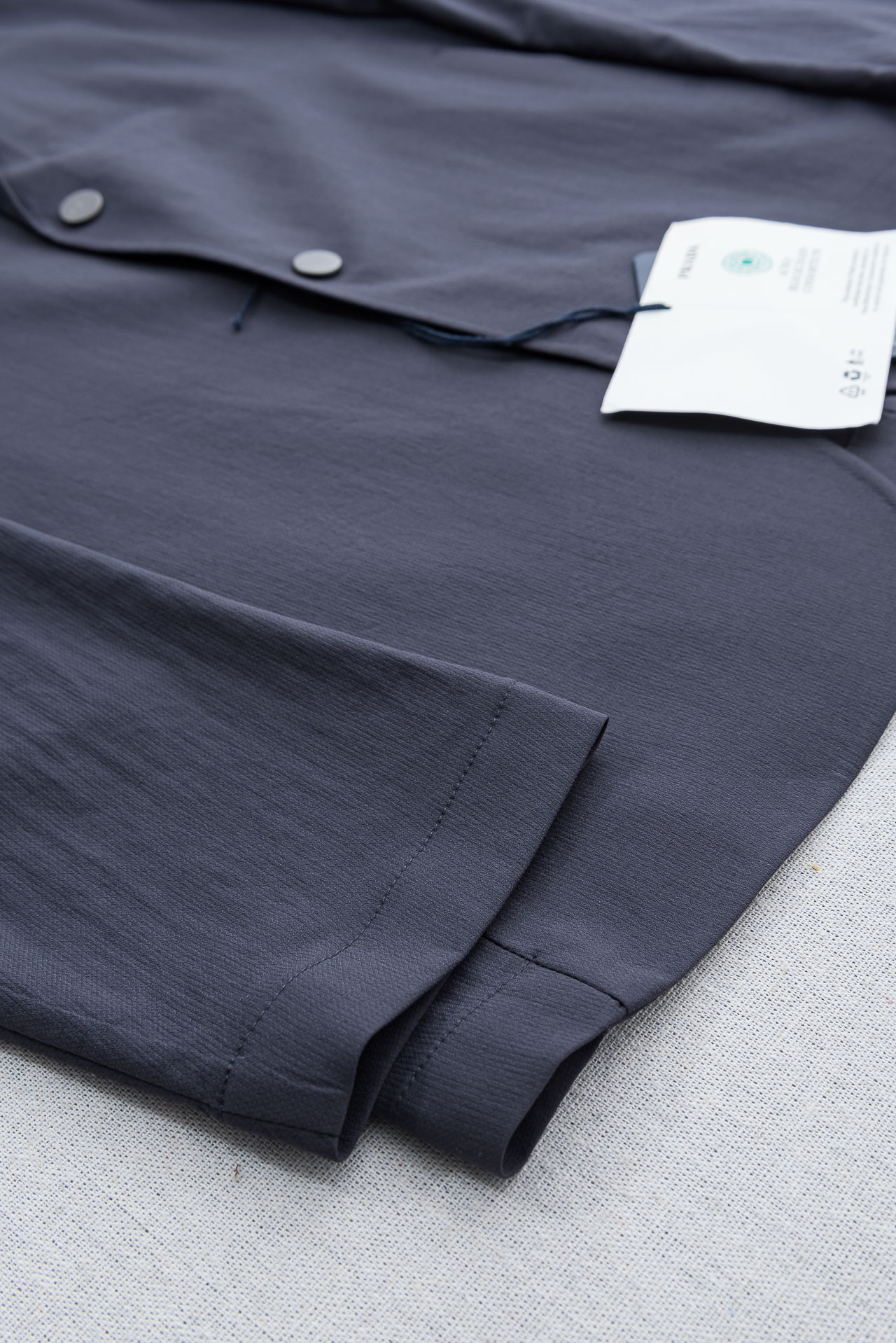 Prada普拉达2026ss春夏休闲西装#时尚而舒适的产品，让您在各种场合中都能自信、得体地展现风采。搭