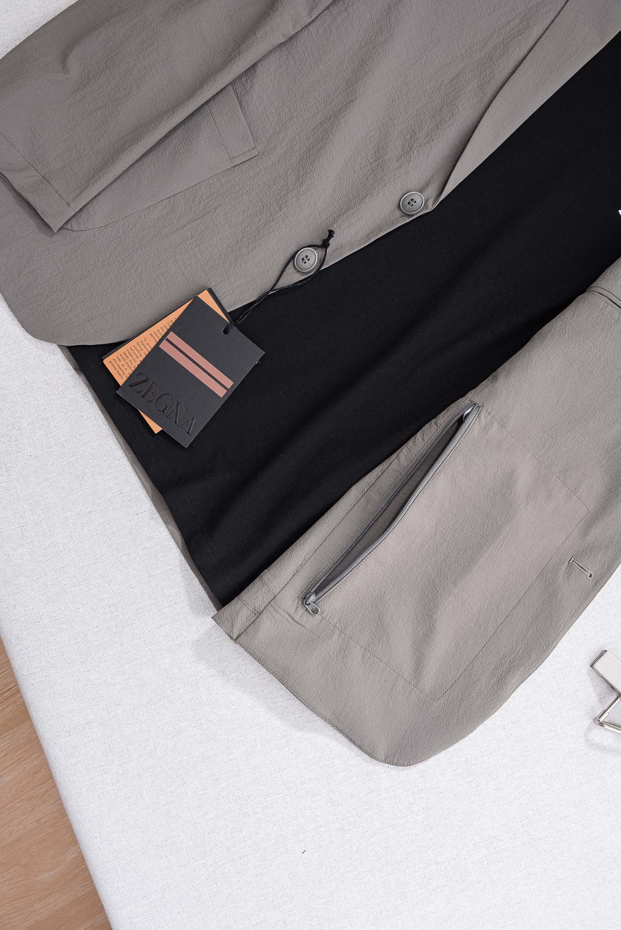 zegna杰尼亚2026ss春夏休闲西装#时尚而舒适的产品，让您在各种场合中都能自信、得体地展现风采。搭