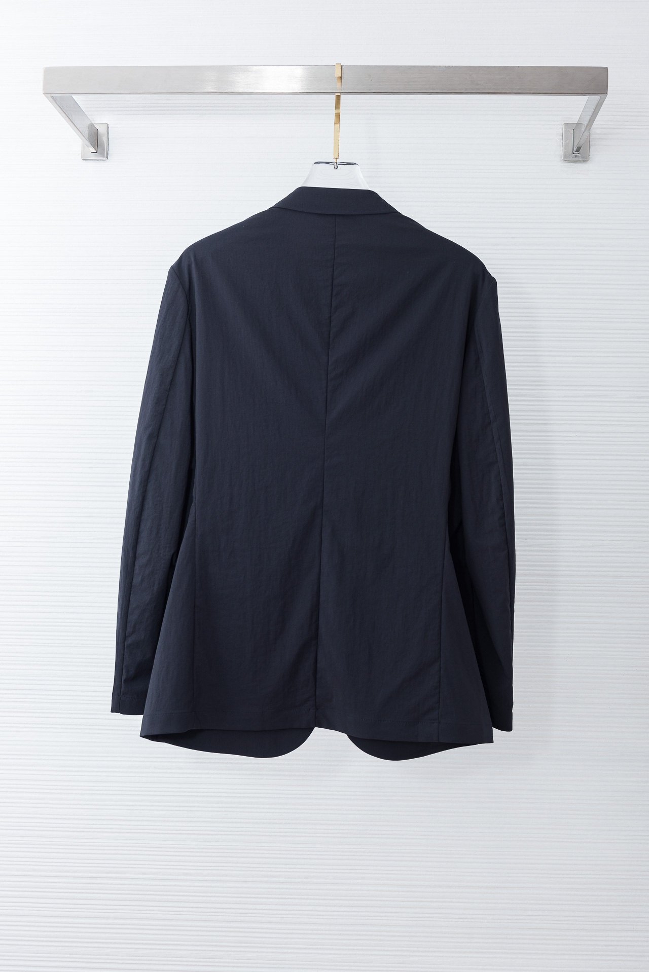 LV 2026ss春夏休闲西装#时尚而舒适的产品，让您在各种场合中都能自信、得体地展现风采。搭配现代化元