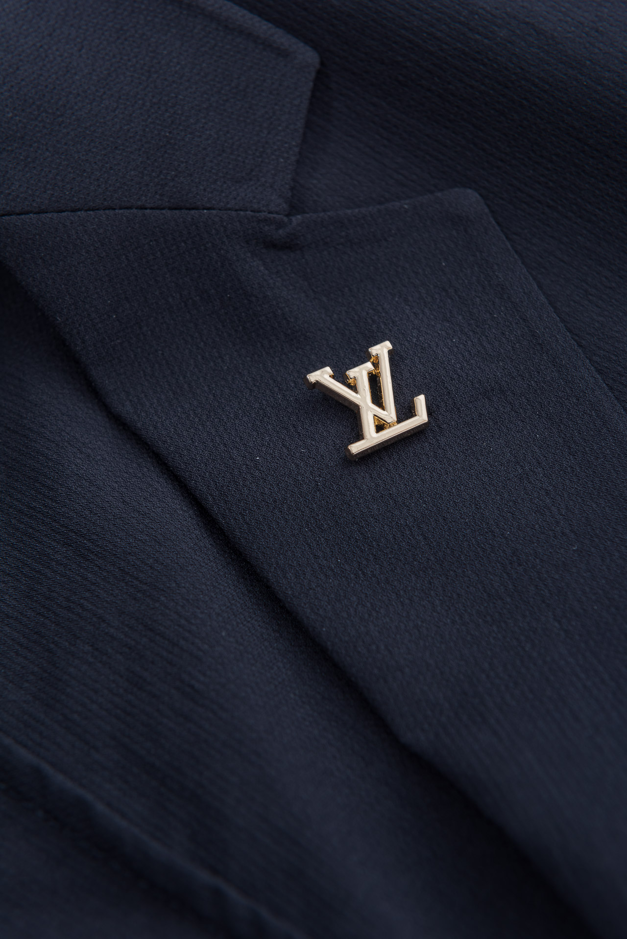 LV 2026ss春夏休闲西装#时尚而舒适的产品，让您在各种场合中都能自信、得体地展现风采。搭配现代化元