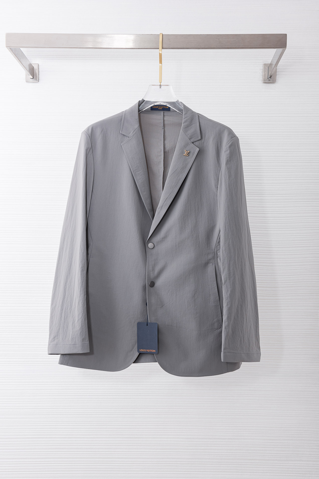 LV 2026ss春夏休闲西装#时尚而舒适的产品，让您在各种场合中都能自信、得体地展现风采。搭配现代化元