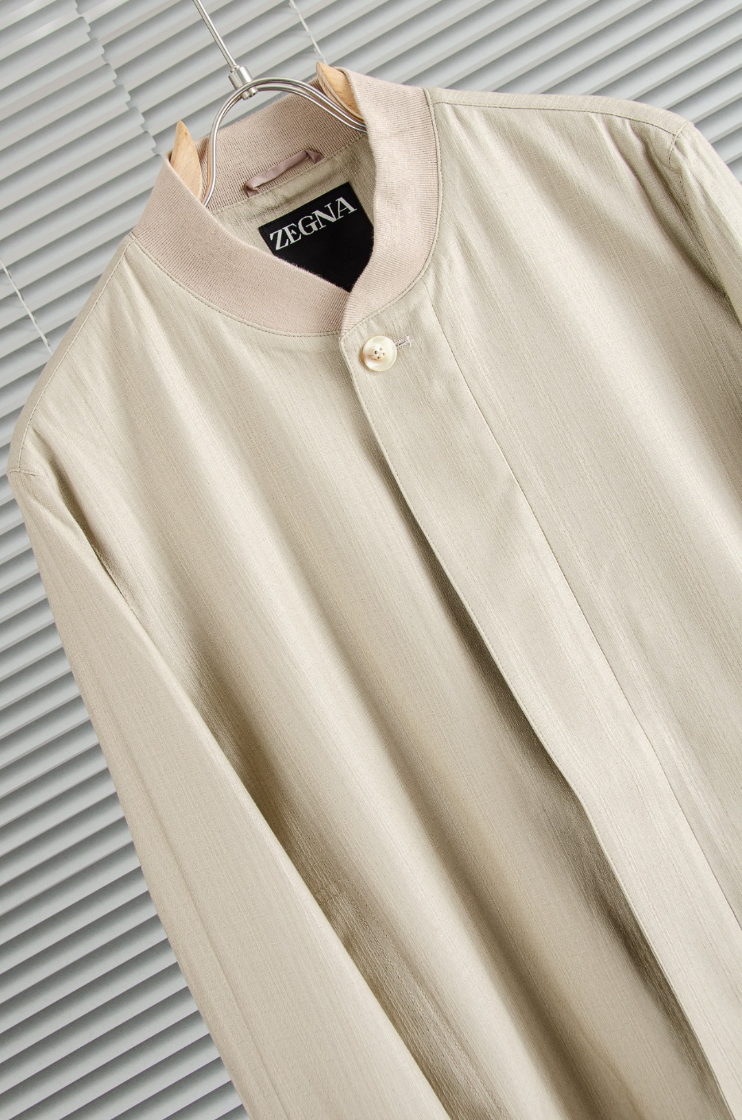 zegna 26SS新款亚麻➕天丝 混纺面料飞行员夹克#这款采用亚麻18%+82天丝混纺面料制作的飞行员