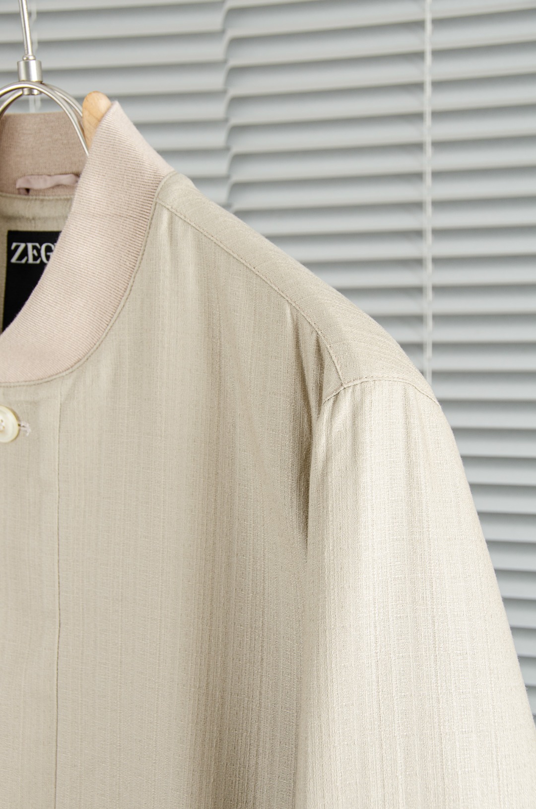 zegna 26SS新款亚麻➕天丝 混纺面料飞行员夹克#这款采用亚麻18%+82天丝混纺面料制作的飞行员