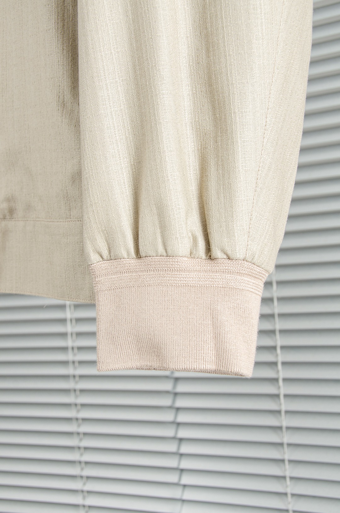 zegna 26SS新款亚麻➕天丝 混纺面料飞行员夹克#这款采用亚麻18%+82天丝混纺面料制作的飞行员